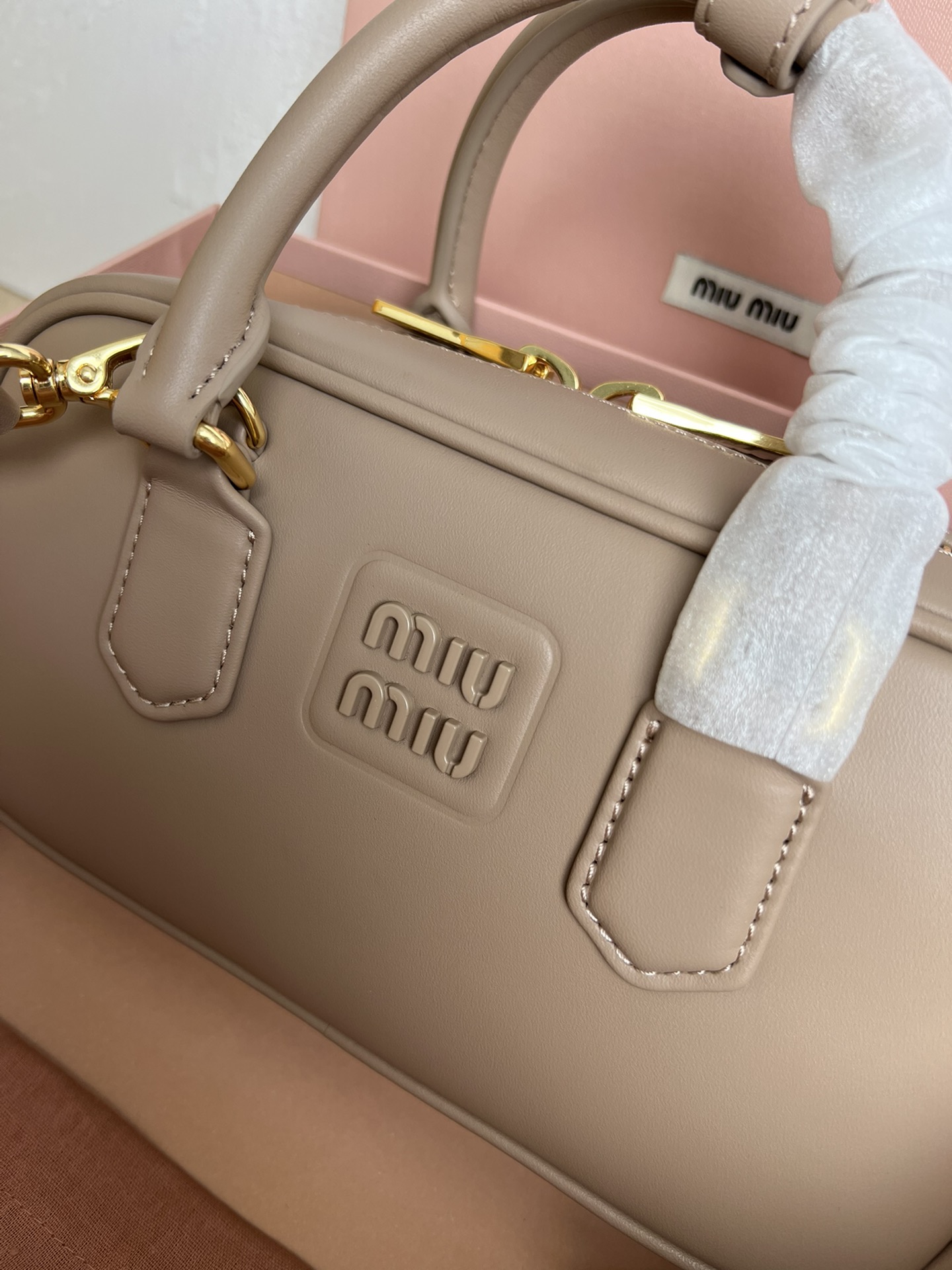 Miu Miu 5BB142 Mi家新款保龄球包包 进口小牛皮 Miu家独具风格Matelasse图案