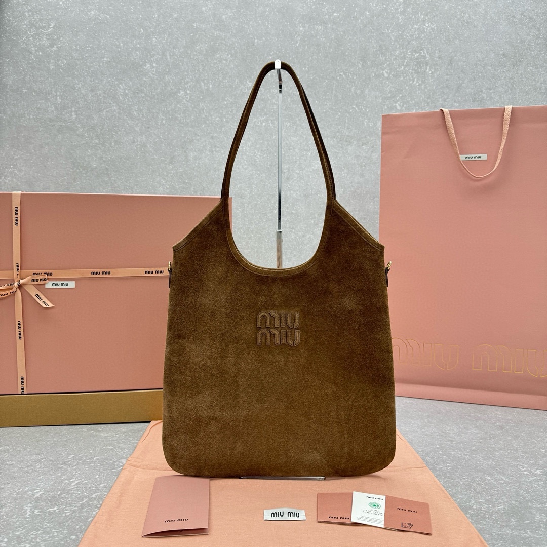 Copiar
 MiuMiu Bolsos de mano Bolsos cruzados y bandoleras Marrón Chamois Escarcha Colección otoño – invierno Vintage