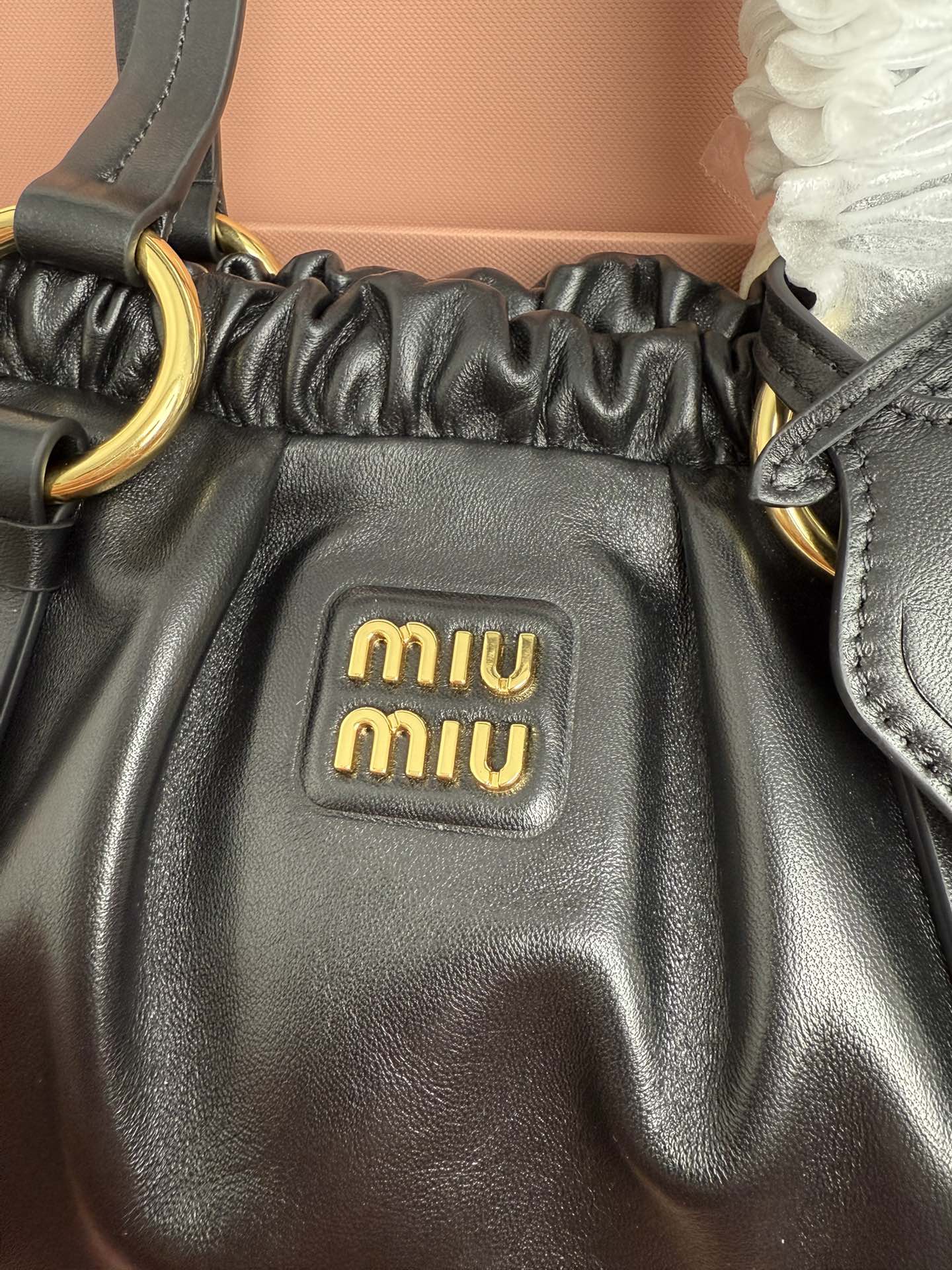Prada 5BG306miu中古腋下饺子包 全新植柔羊皮满满 怀旧风情 搭配钢质做|日金属五金配件