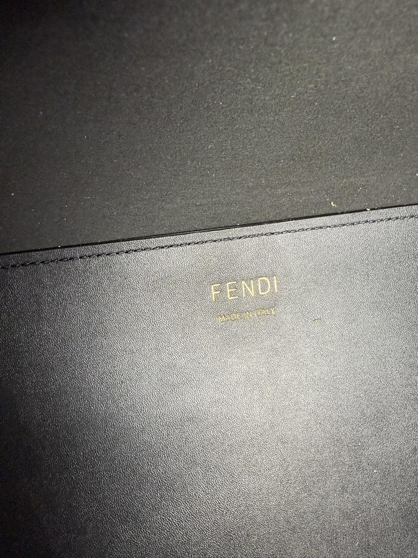Fendi 大号TOTE 托特包“阳光手提袋”