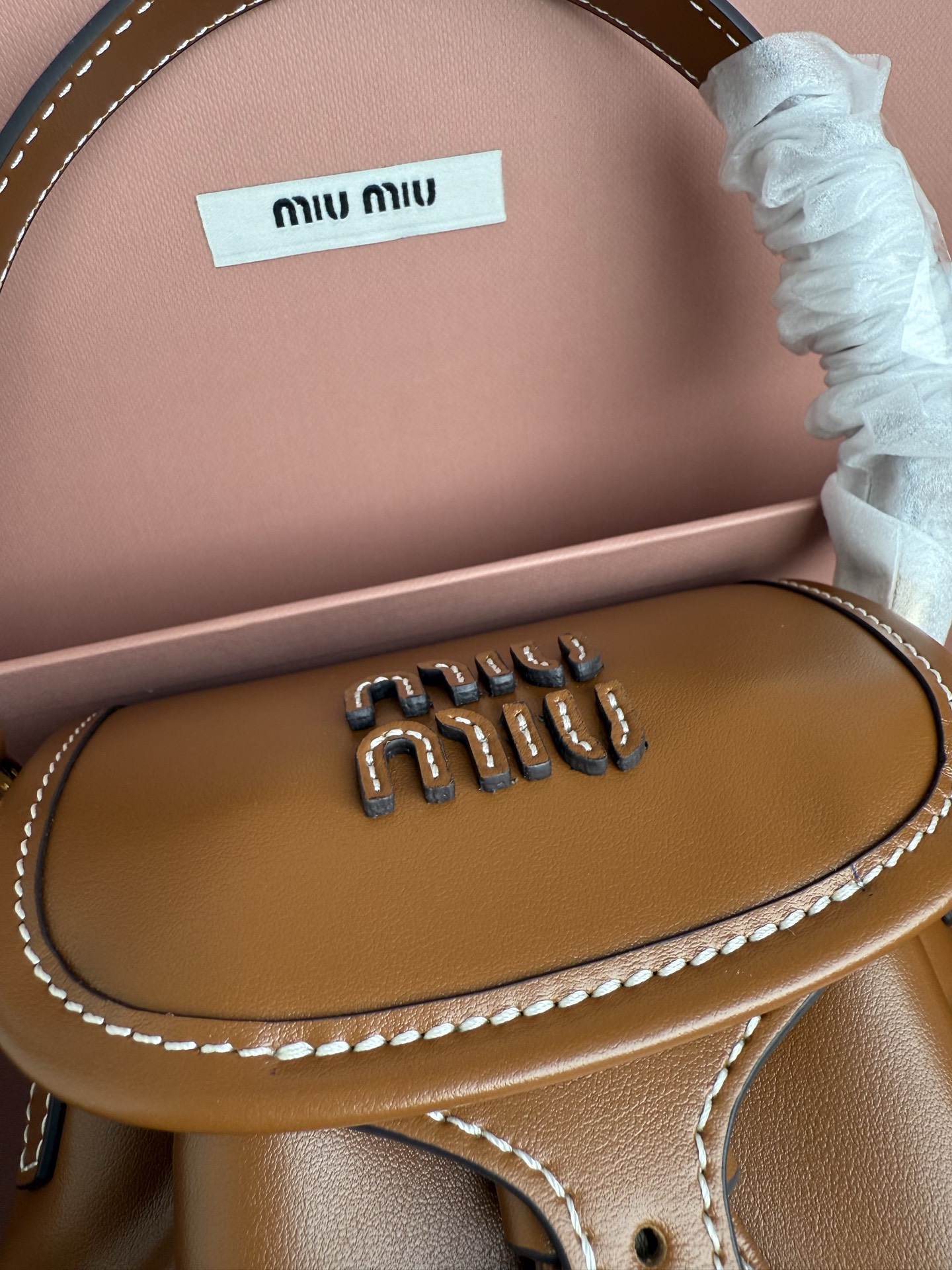 Givenchy MIU新品学院风双肩包：5BZ043高品质小牛皮的