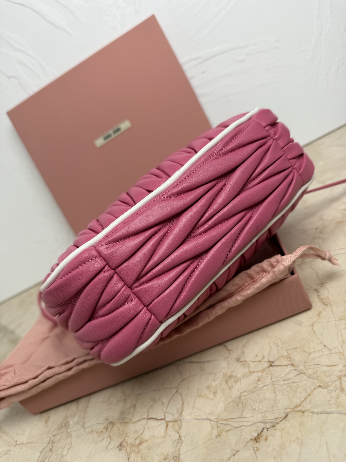 Miu Miu M家新品 5BC125MiuWander手袋 全新大胆配色设计