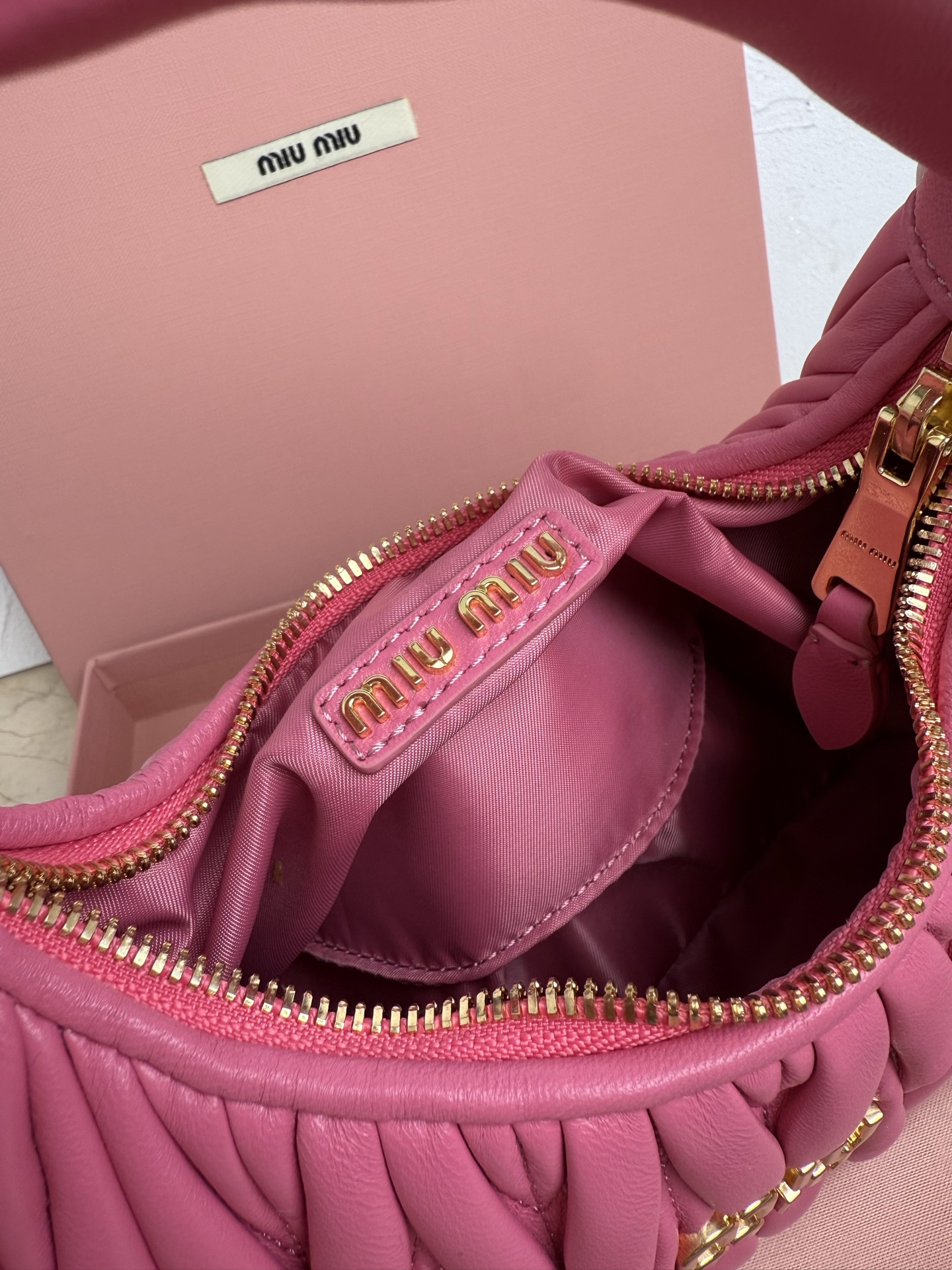 Miu Miu M家新品 5BC125MiuWander手袋 全新大胆配色设计
