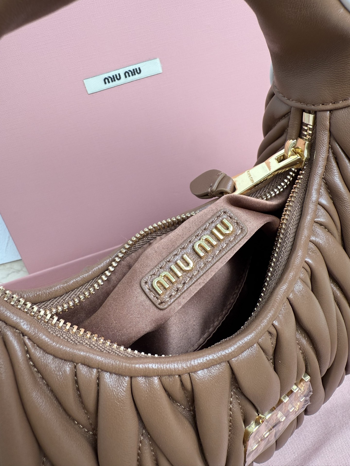 Miu Miu M家新品 5BC125MiuWander手袋 全新大胆配色设计
