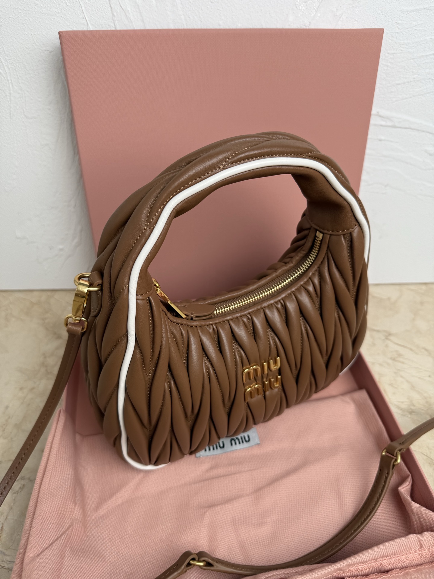 Miu Miu M家新品 5BC125MiuWander手袋 全新大胆配色设计