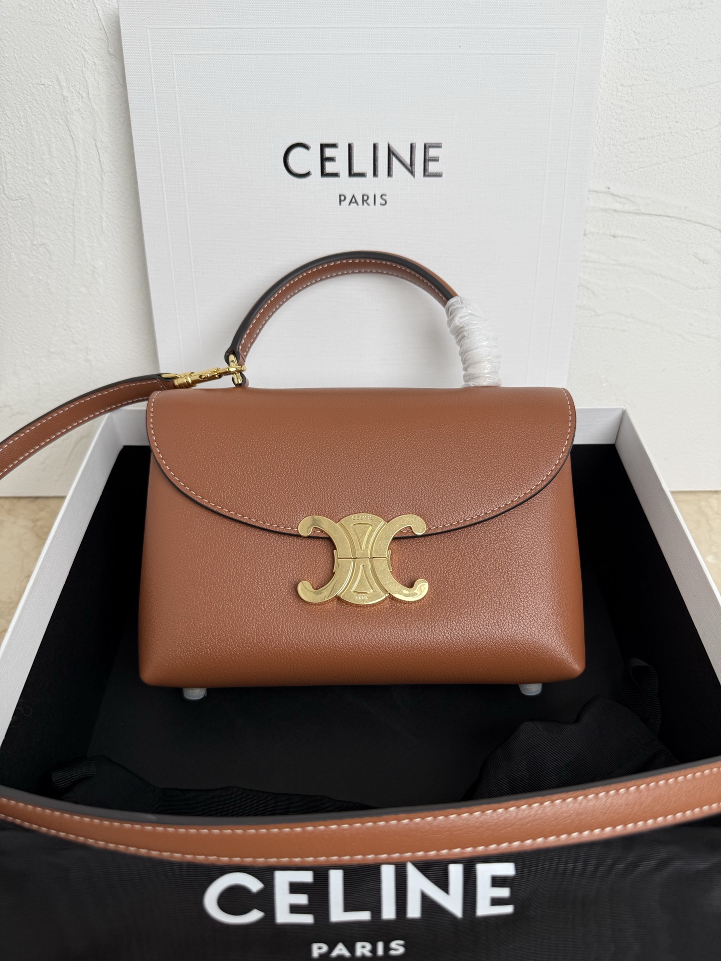 Miu Miu Style Black Top Handle Bag Lookbook Reference image 1