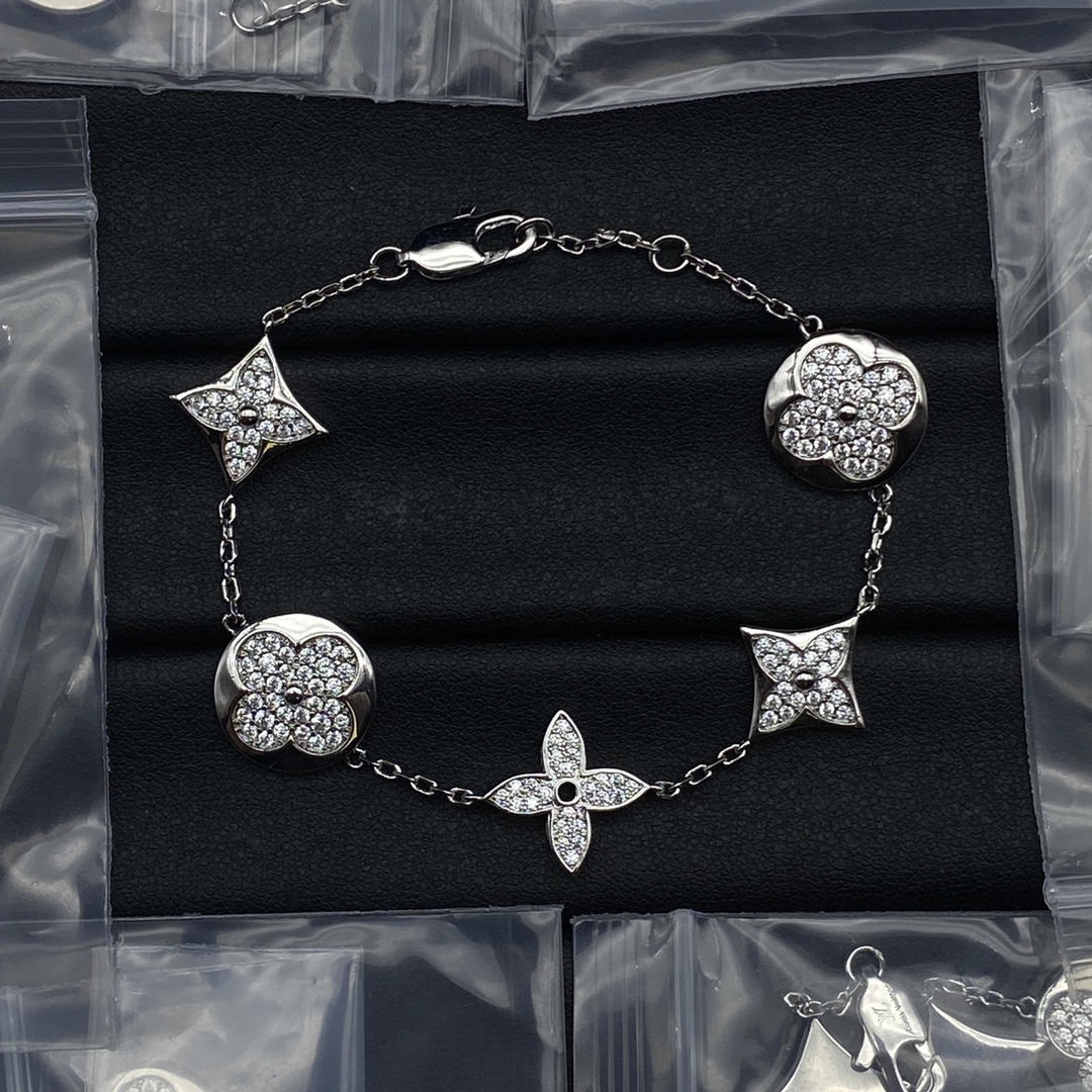 Louis Vuitton Jewelry Bracelet High Quality Online