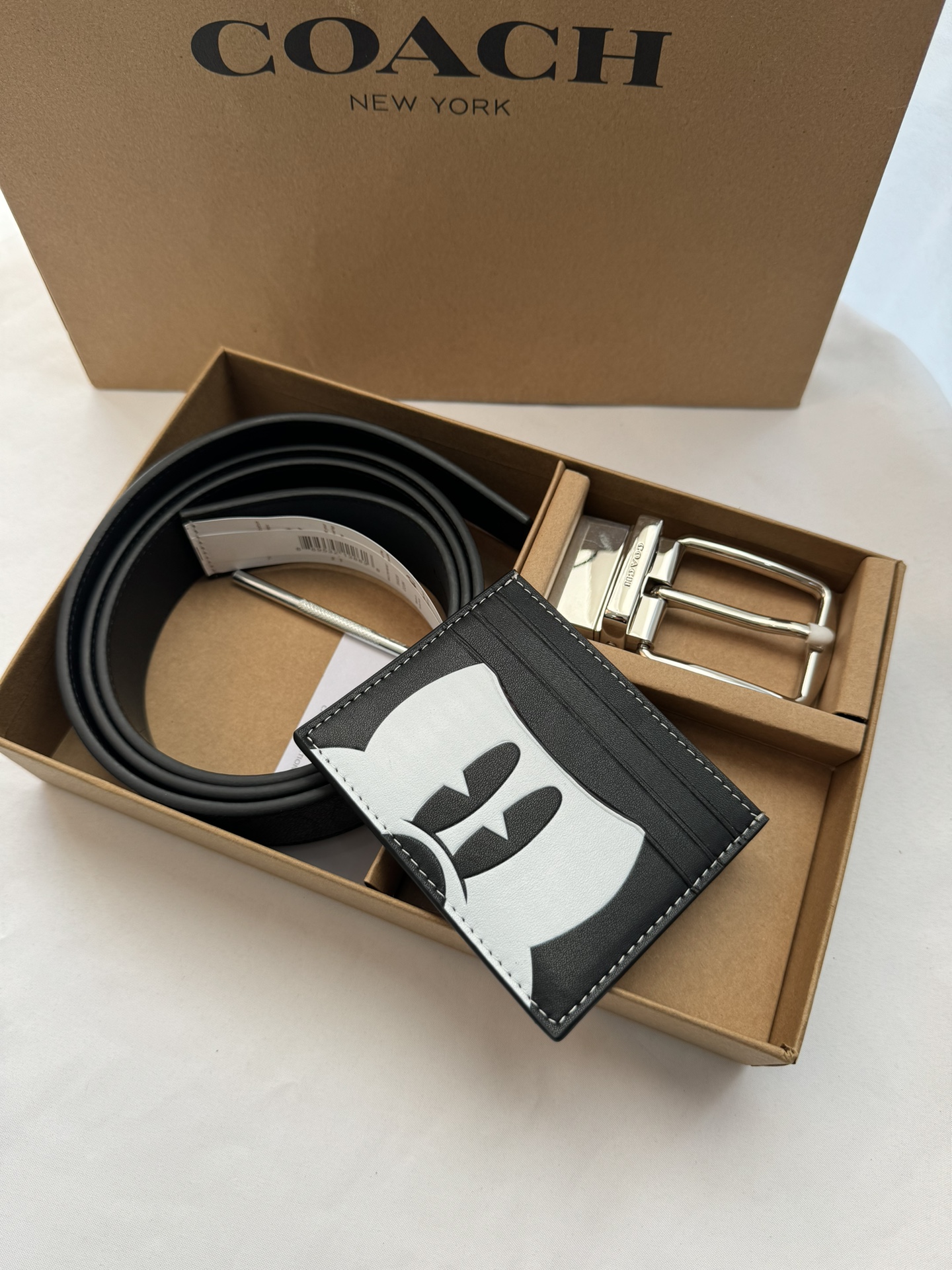 Coach ～coach 送礼男款精品皮带64839黑色短款钱包CM728