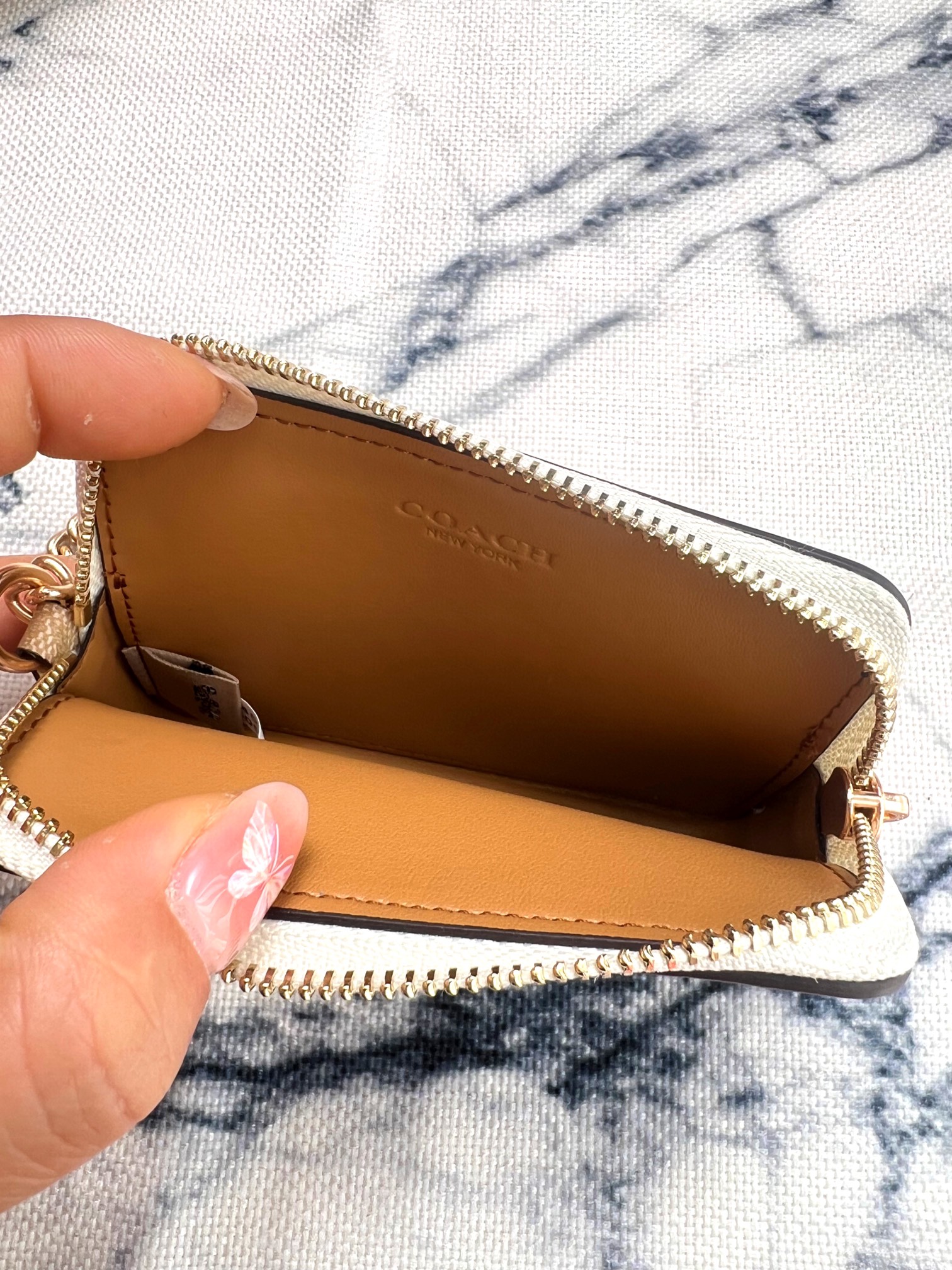 Coach ～Coach 新品 链条小卡包米白配白色C0058