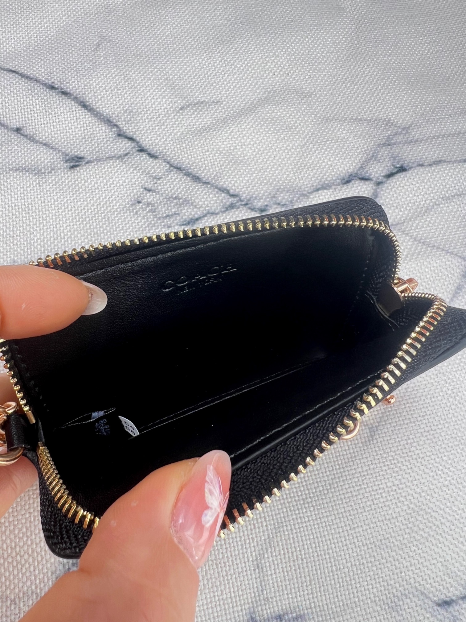 Coach ～Coach 新品 链条小卡包黑配咖啡色C0058