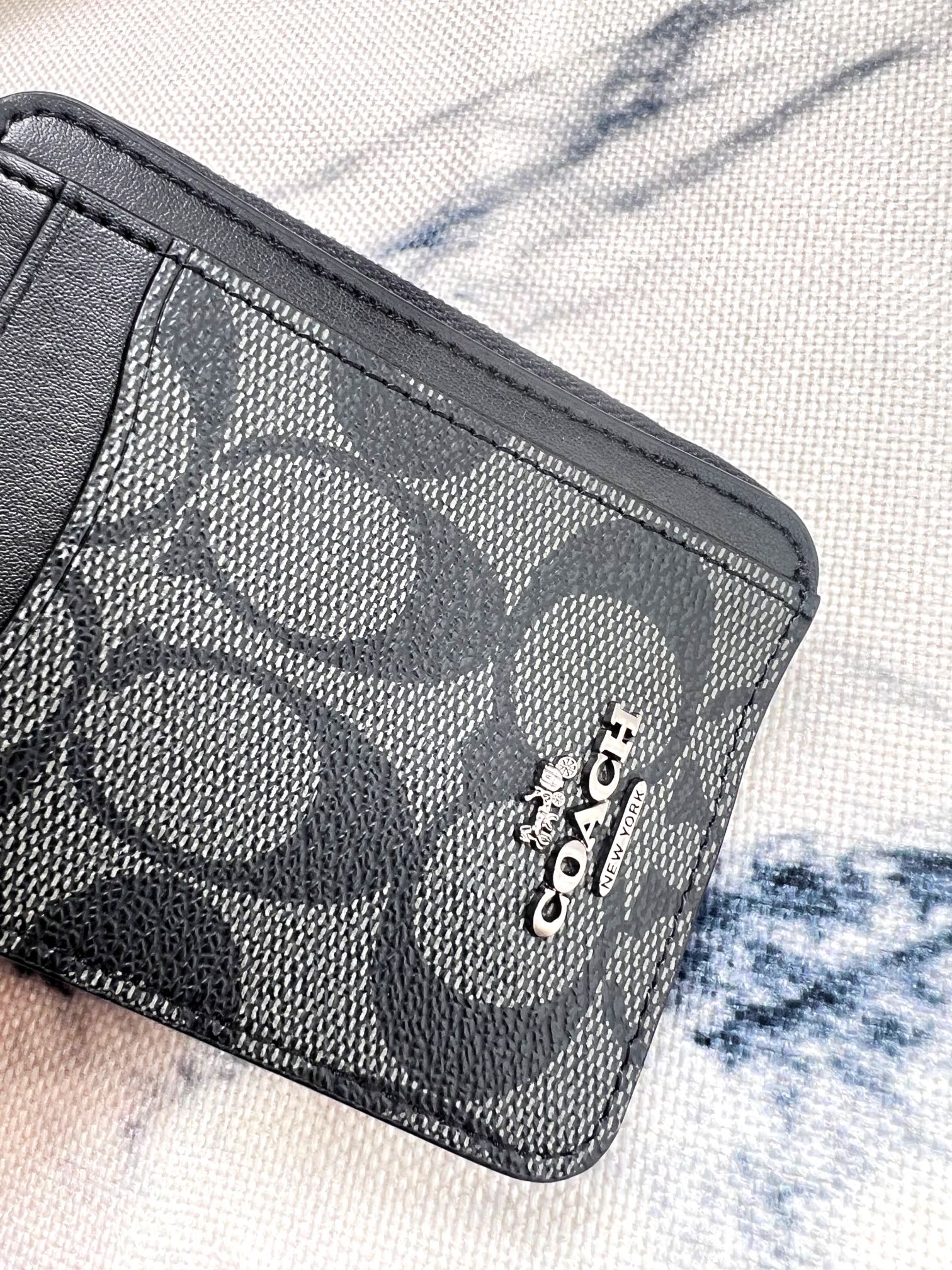 Coach ～Coach 新品 链条小卡包