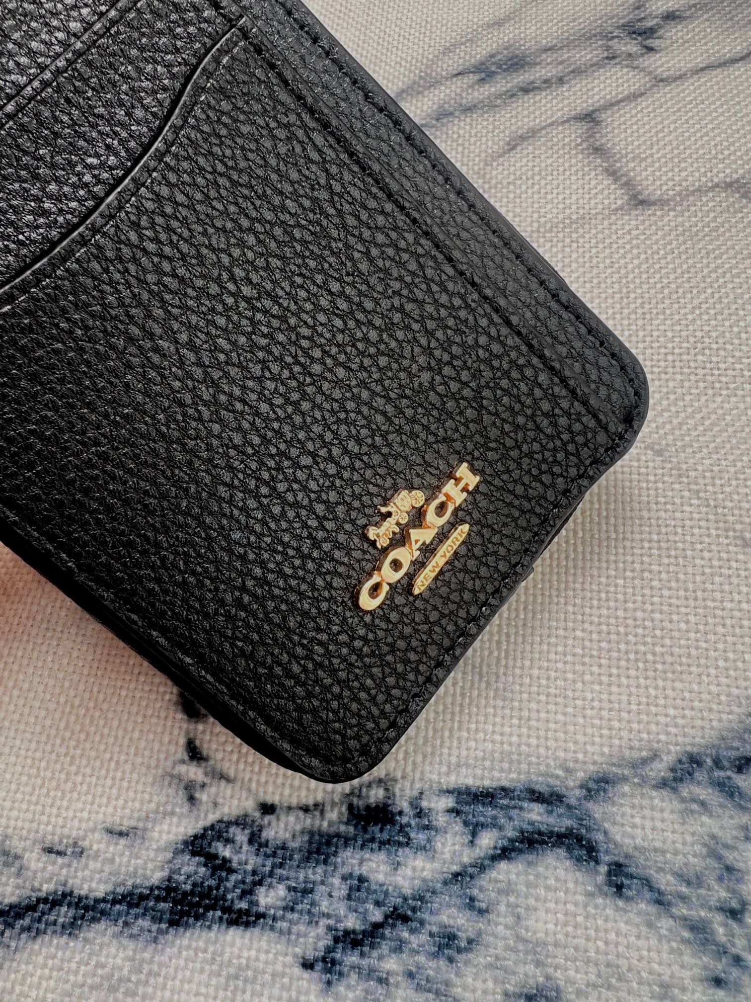 Coach ～Coach 新品 链条小卡包黑色荔枝纹C6303