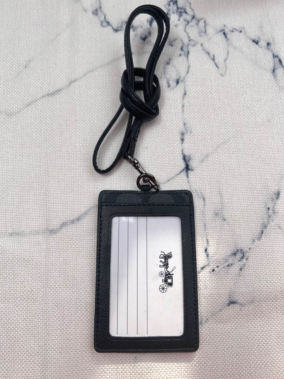 Coach ～coach 新款CU221 工作牌 男女通用款 上班族 学生们的最爱 C字的logo标志