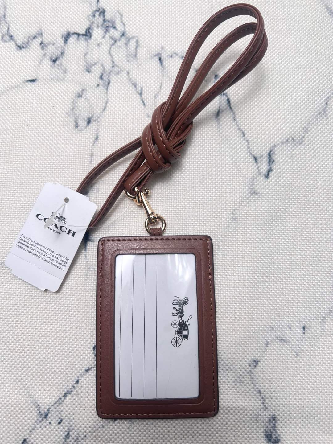 Coach ～coach c8375 工作牌 男女通用款 上班族 学生们的最爱 看细节内里是皮的