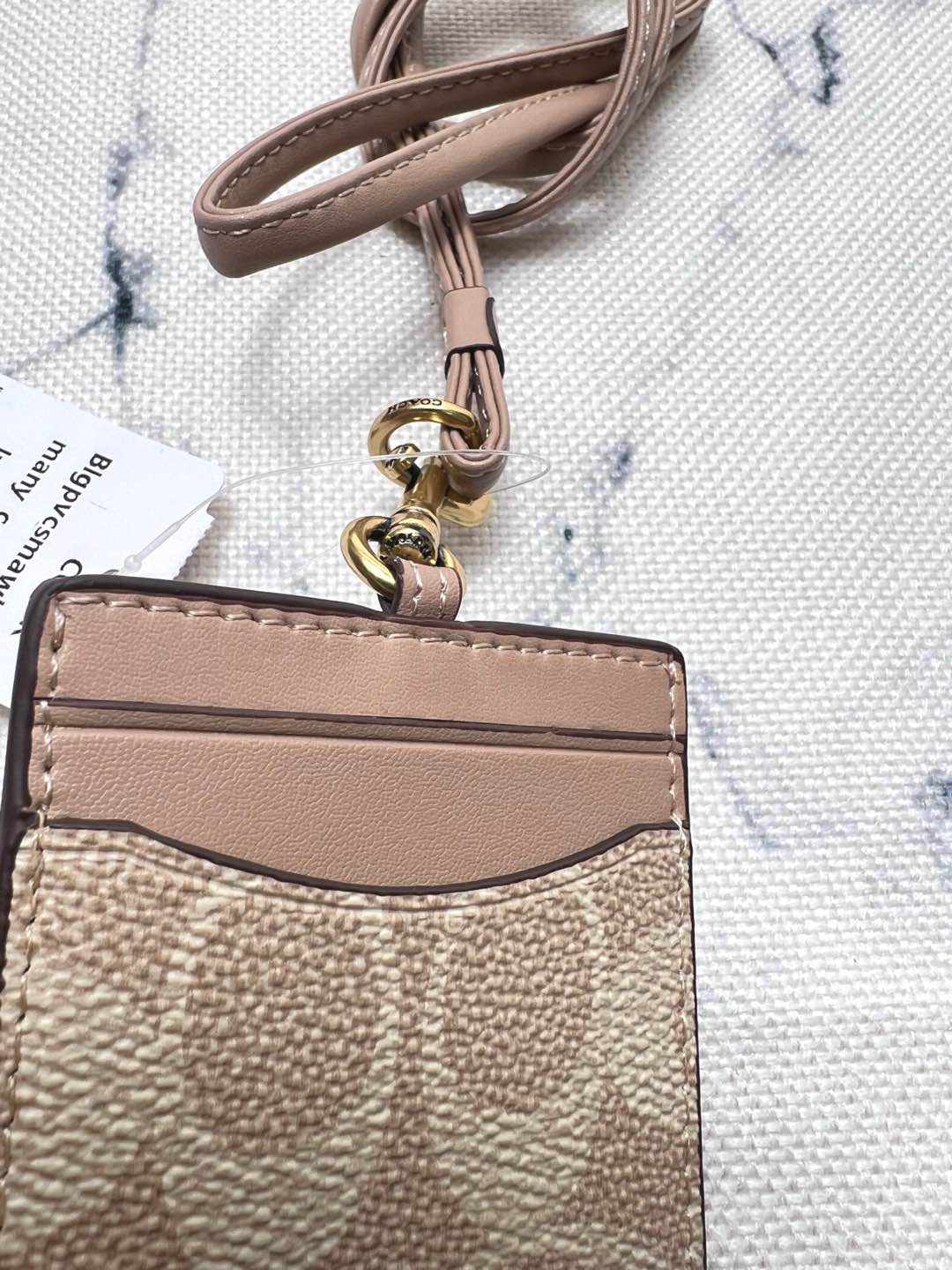 Coach ～coach 32475 工作牌 男女通用款 上班族 学生们的最爱 看细节内里是皮的