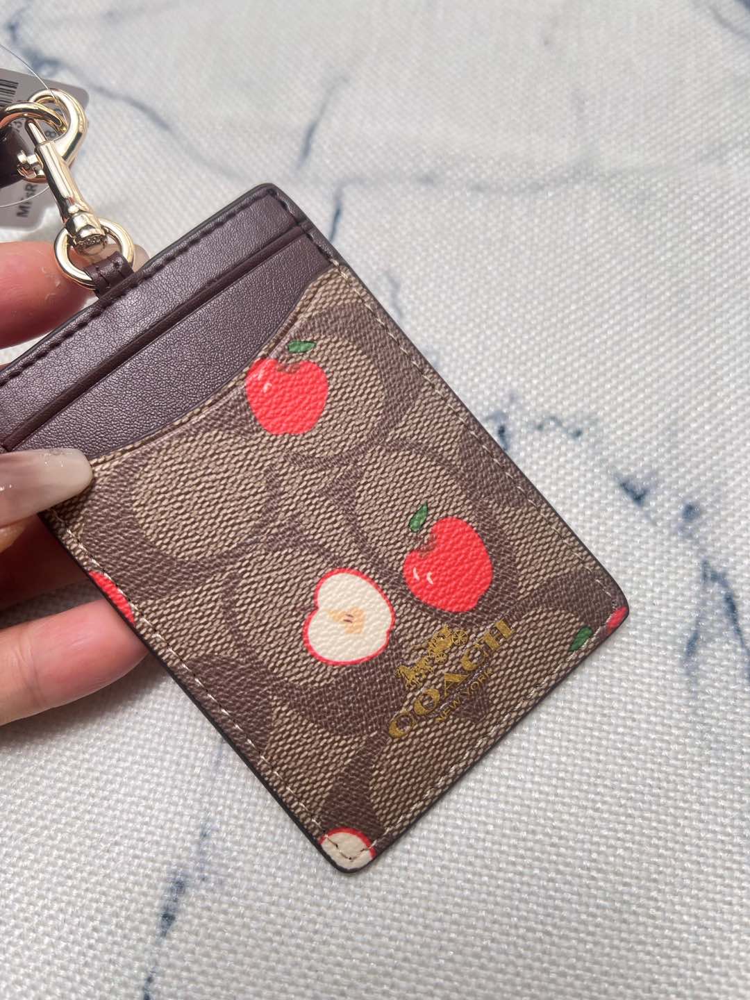 Coach ～coach F63276 工作牌 男女通用款 上班族 学生们的最爱 看细节内里是皮的