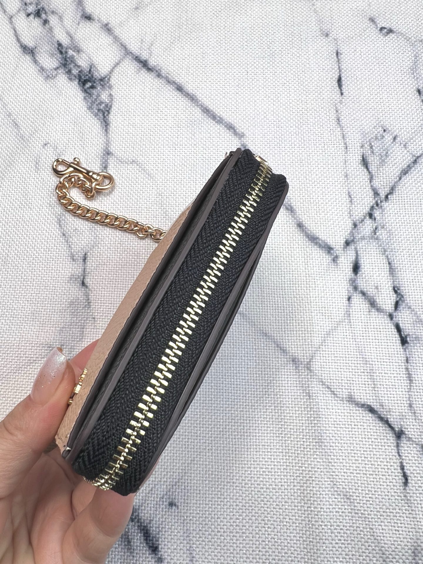 Coach ～Coach 新品 链条小卡包拼色荔枝纹C1886