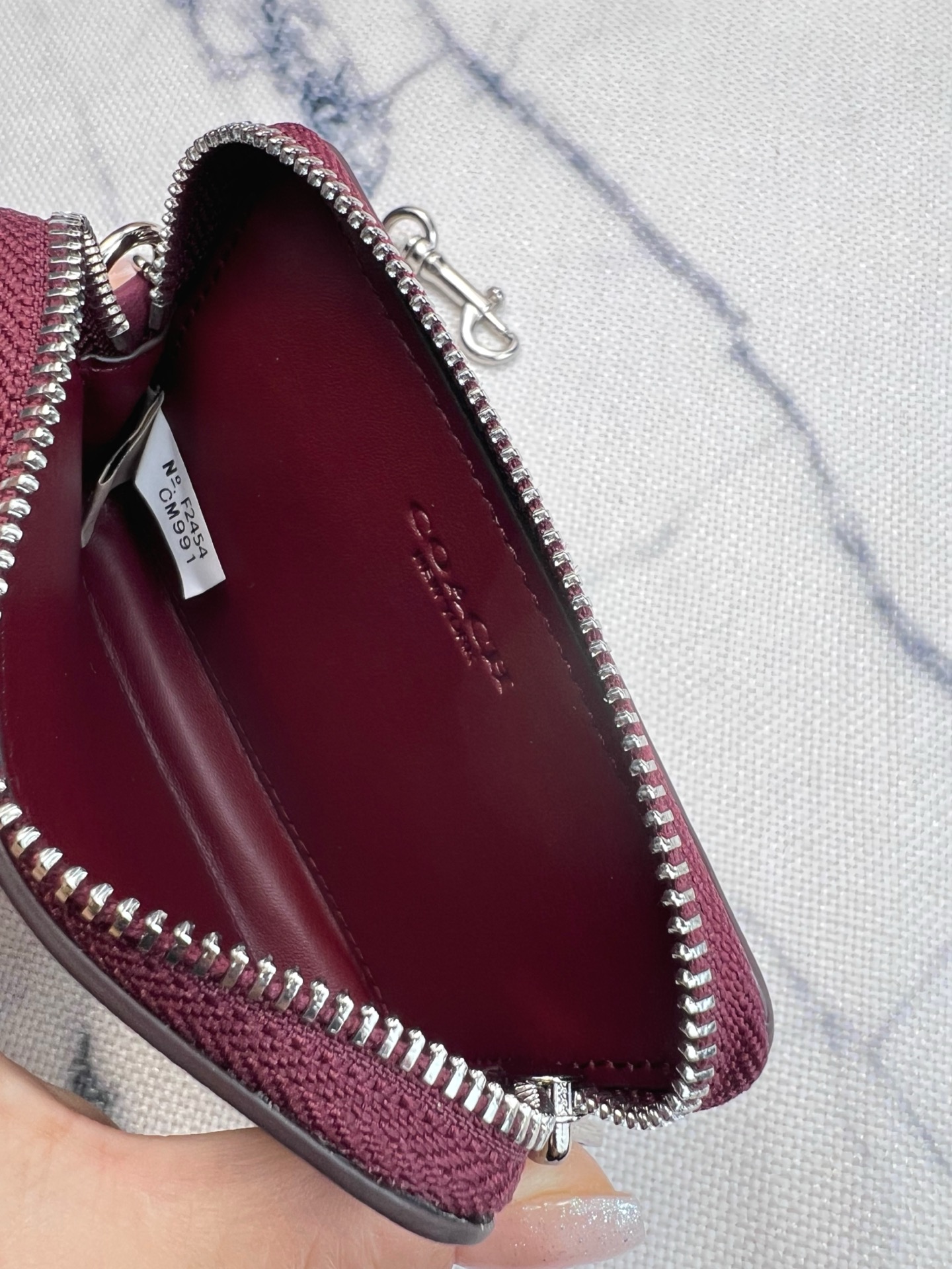 Coach Coach 新品 链条小方包小碎花配酒红色牛皮CM991正面三个卡位放3-5张卡