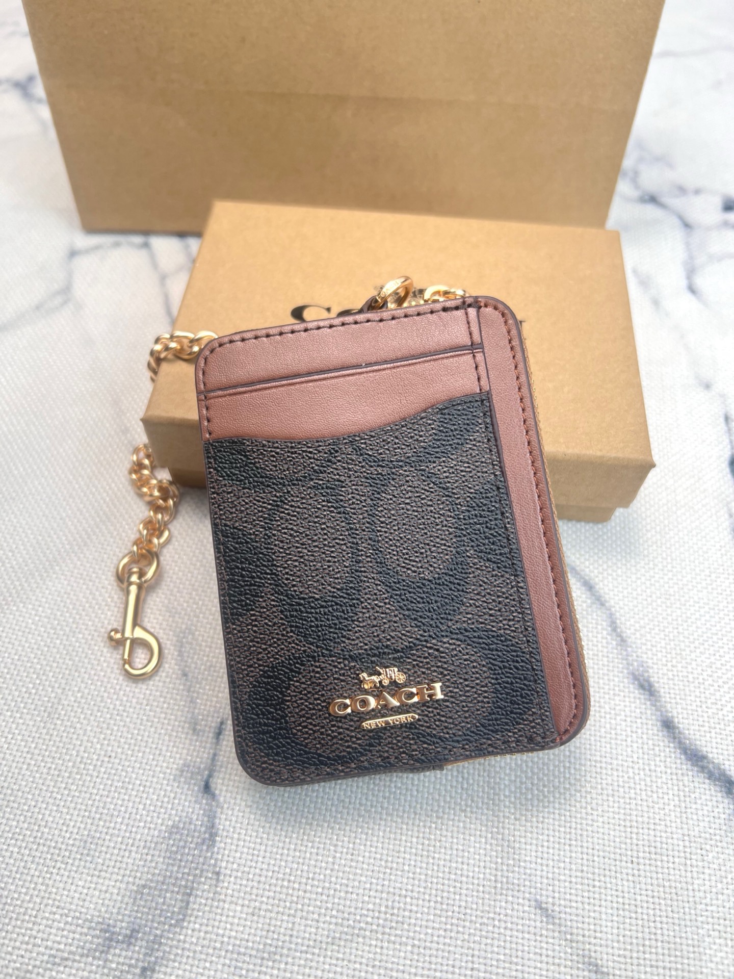 Coach ～Coach 新品 链条小卡包咖啡配棕C0058正面三个卡位放3-5张卡