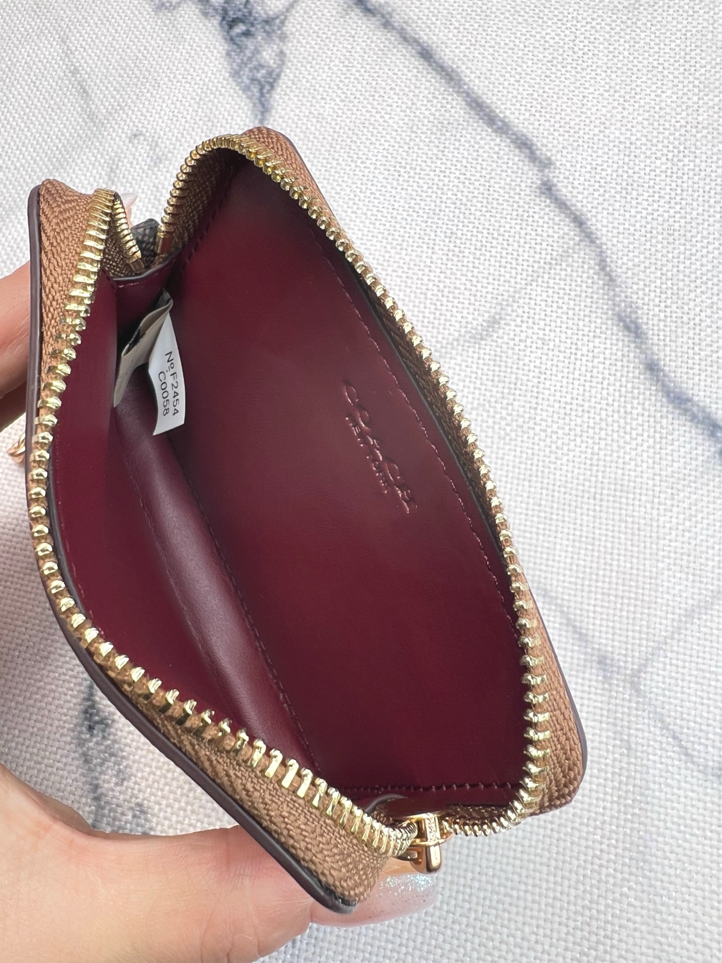 Coach ～Coach 新品 链条小卡包咖啡配棕C0058正面三个卡位放3-5张卡