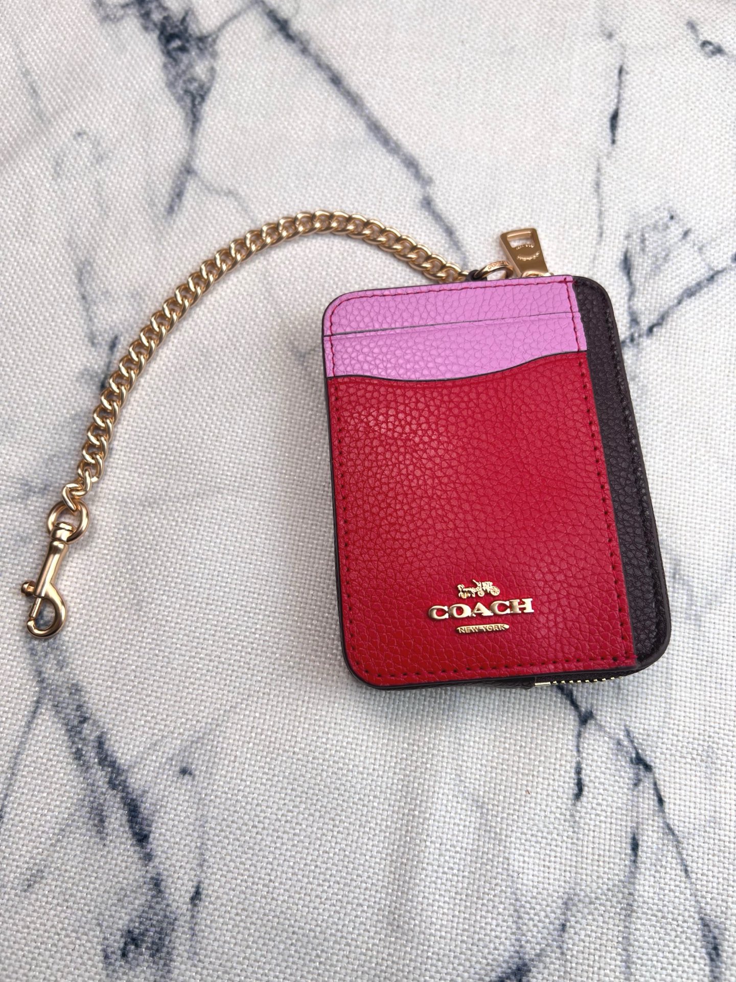 Coach ～Coach 新品 链条小方包荔枝纹拼色卡包CW1886正面三个卡位放3-5张卡
