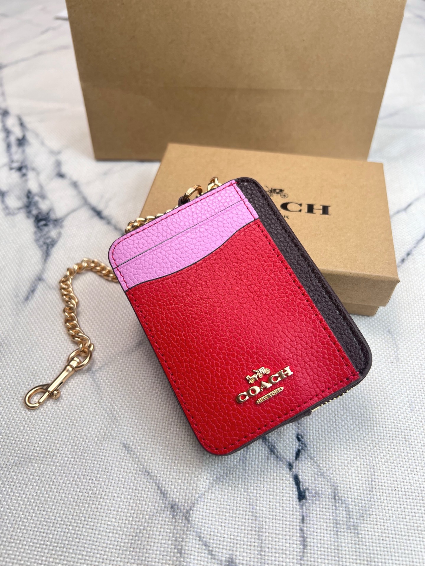 Coach ～Coach 新品 链条小方包荔枝纹拼色卡包CW1886正面三个卡位放3-5张卡
