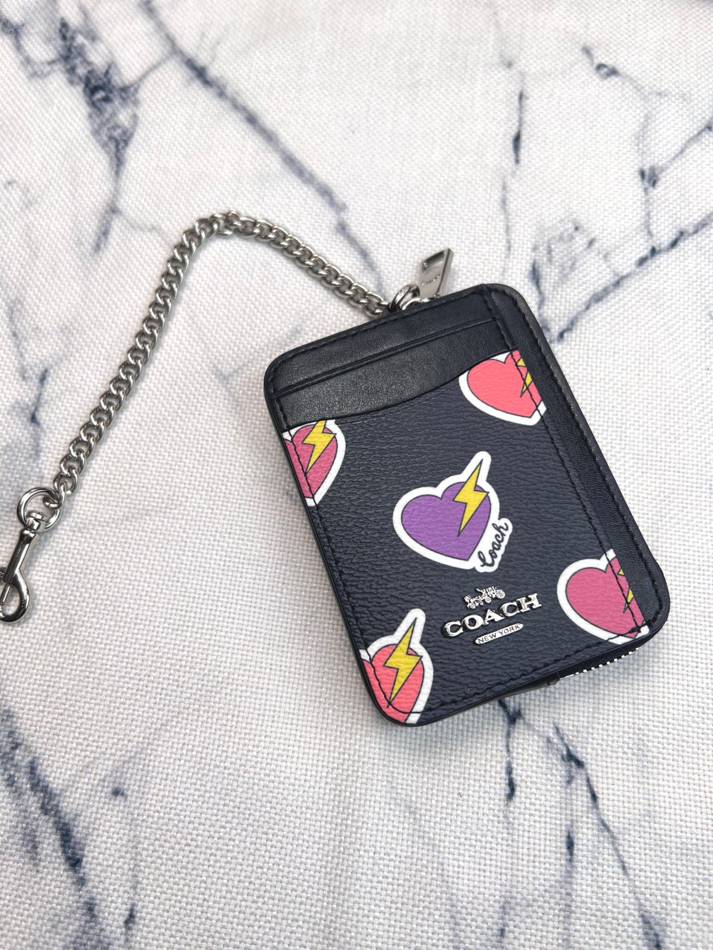 Coach ～Coach 新品 链条小方包心形螺栓印花