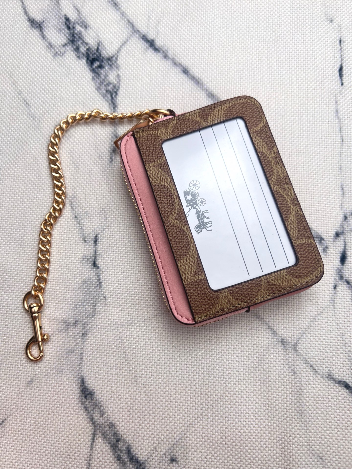 Coach ～Coach 新品 链条小卡包卡棕褐色拼粉色CW883正面三个卡位放3-5张卡