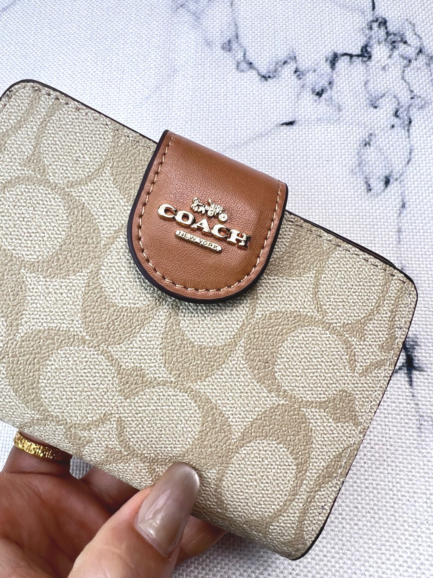 Coach ～COACH 蔻驰 C0082