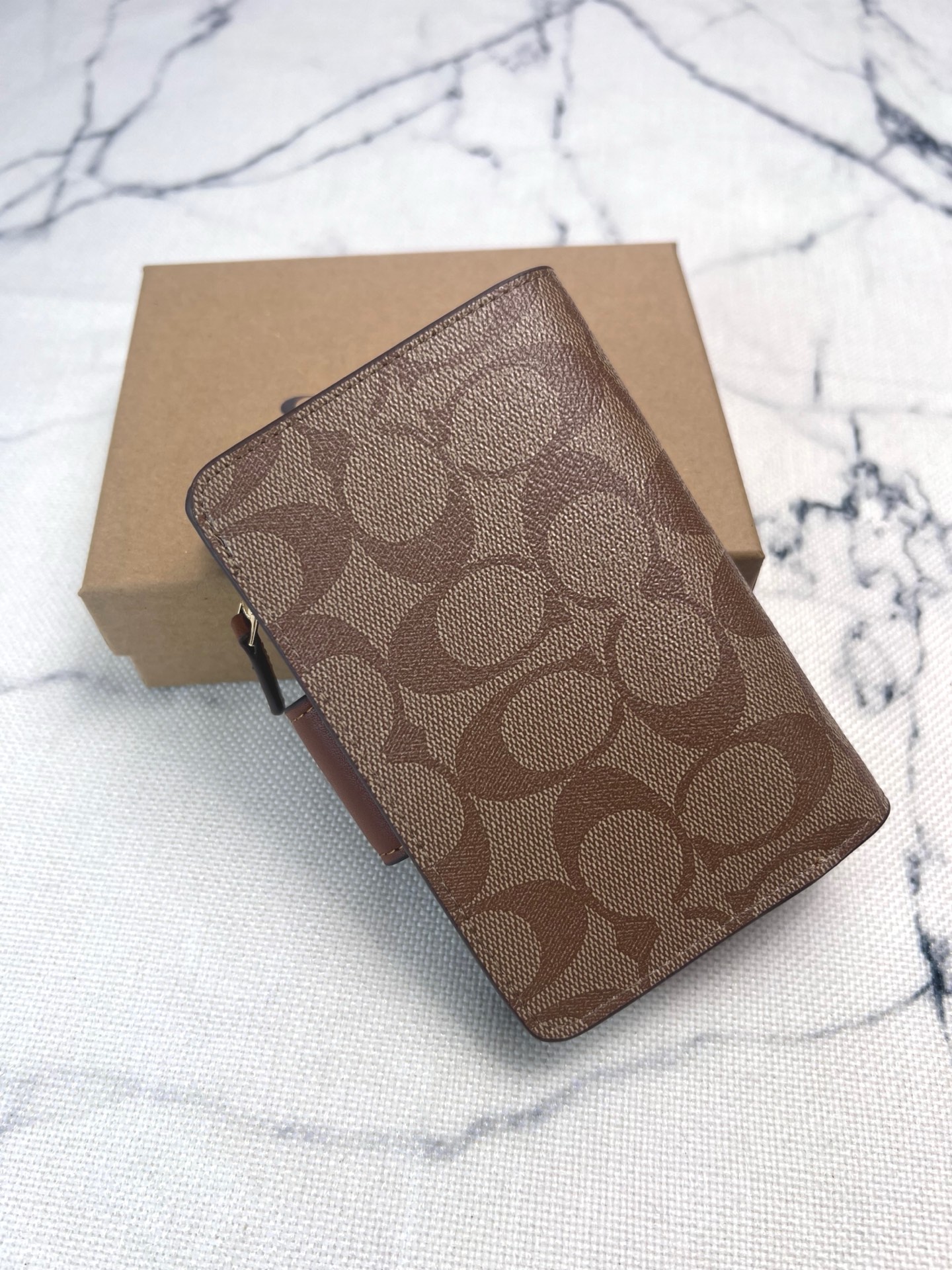 Coach ～COACH 蔻驰 C0082