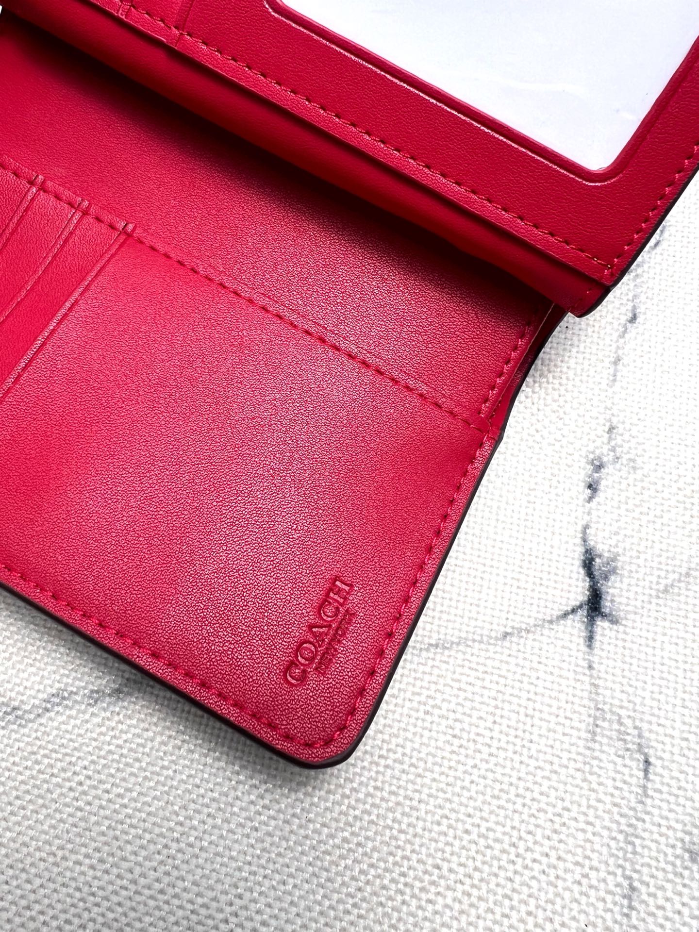 Coach ～COACH 蔻驰 C0082