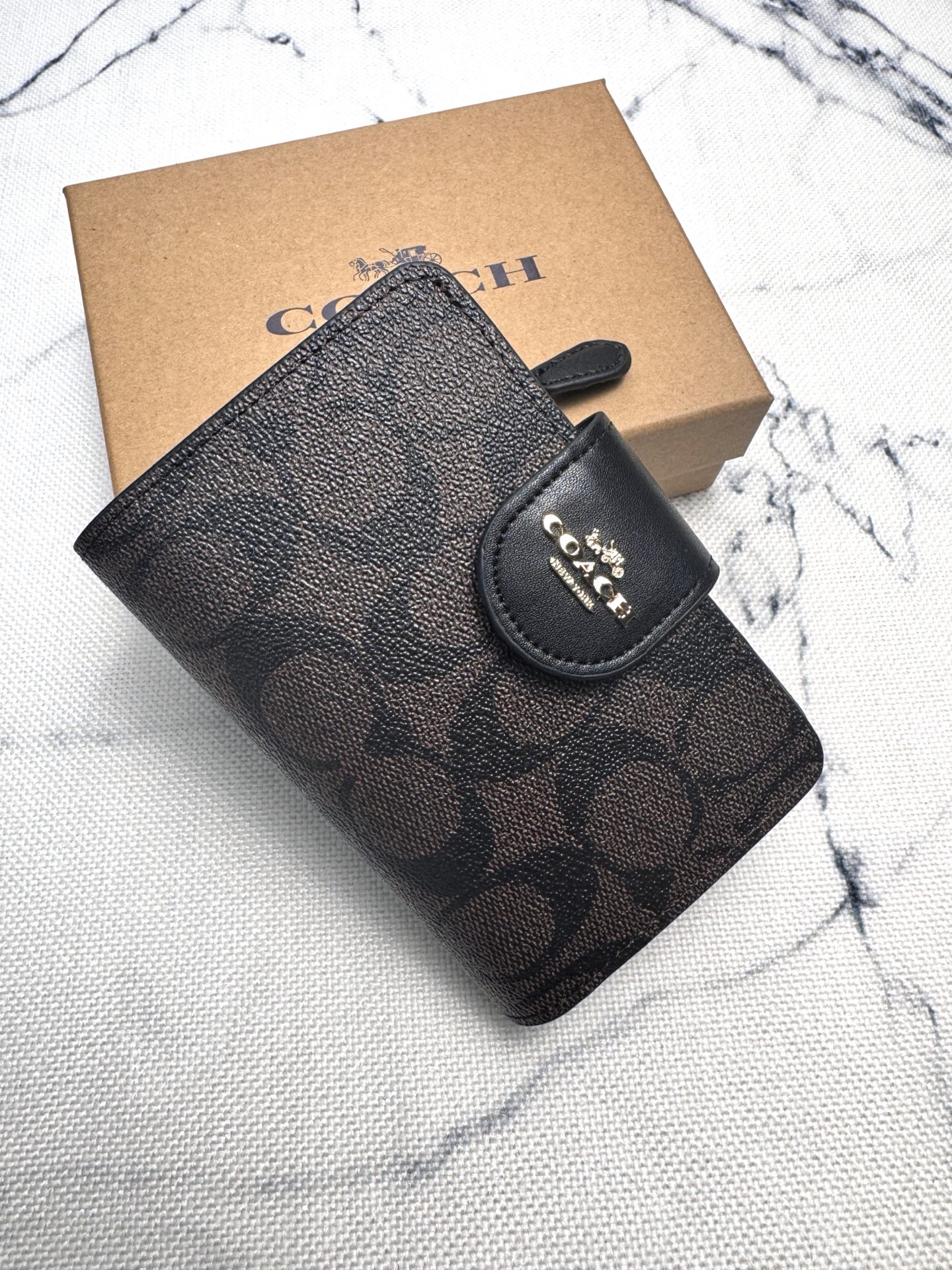 Coach ～COACH 蔻驰 C0082
