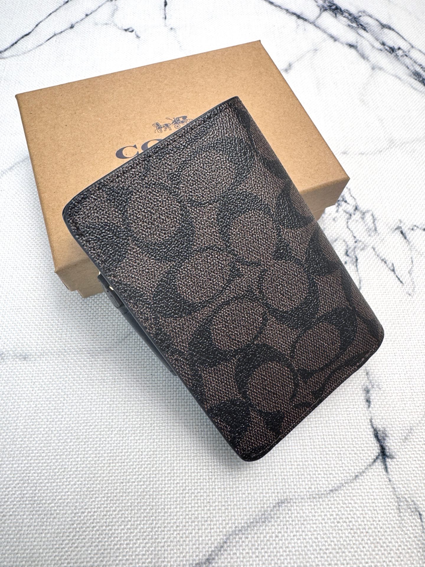 Coach ～COACH 蔻驰 C0082