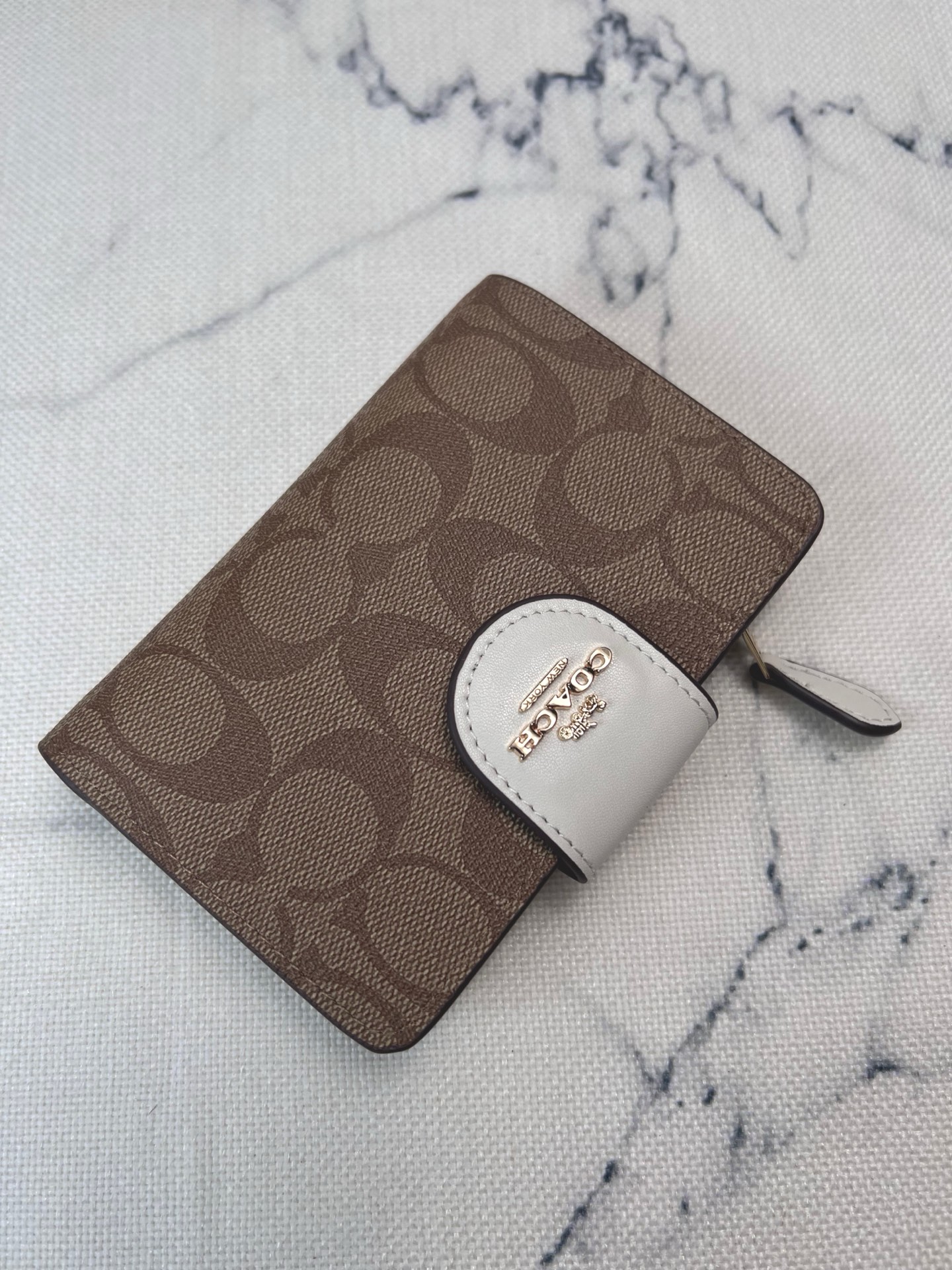 Coach ～COACH 蔻驰 C0082