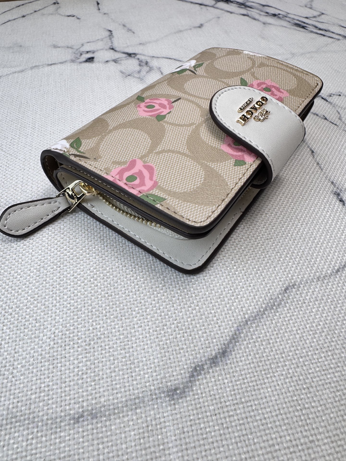 Coach ～COACH蔻驰CR968 花卉印花标志