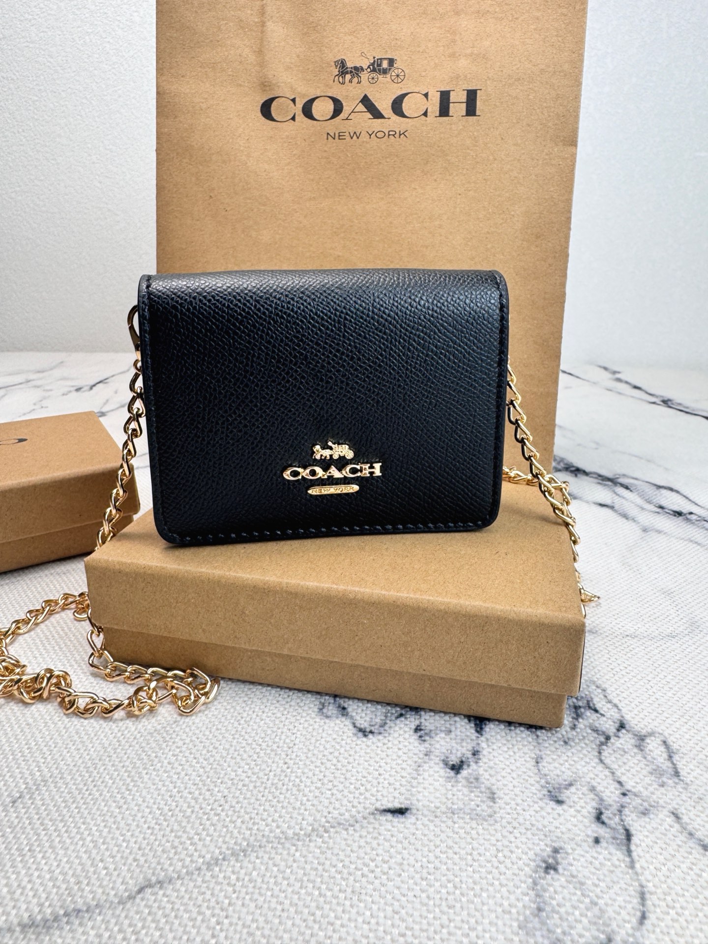 Coach COACH蔻驰 C0059纯色链条 十字纹皮革 钱包单肩斜挎包 小小一个 容量大还可以放2