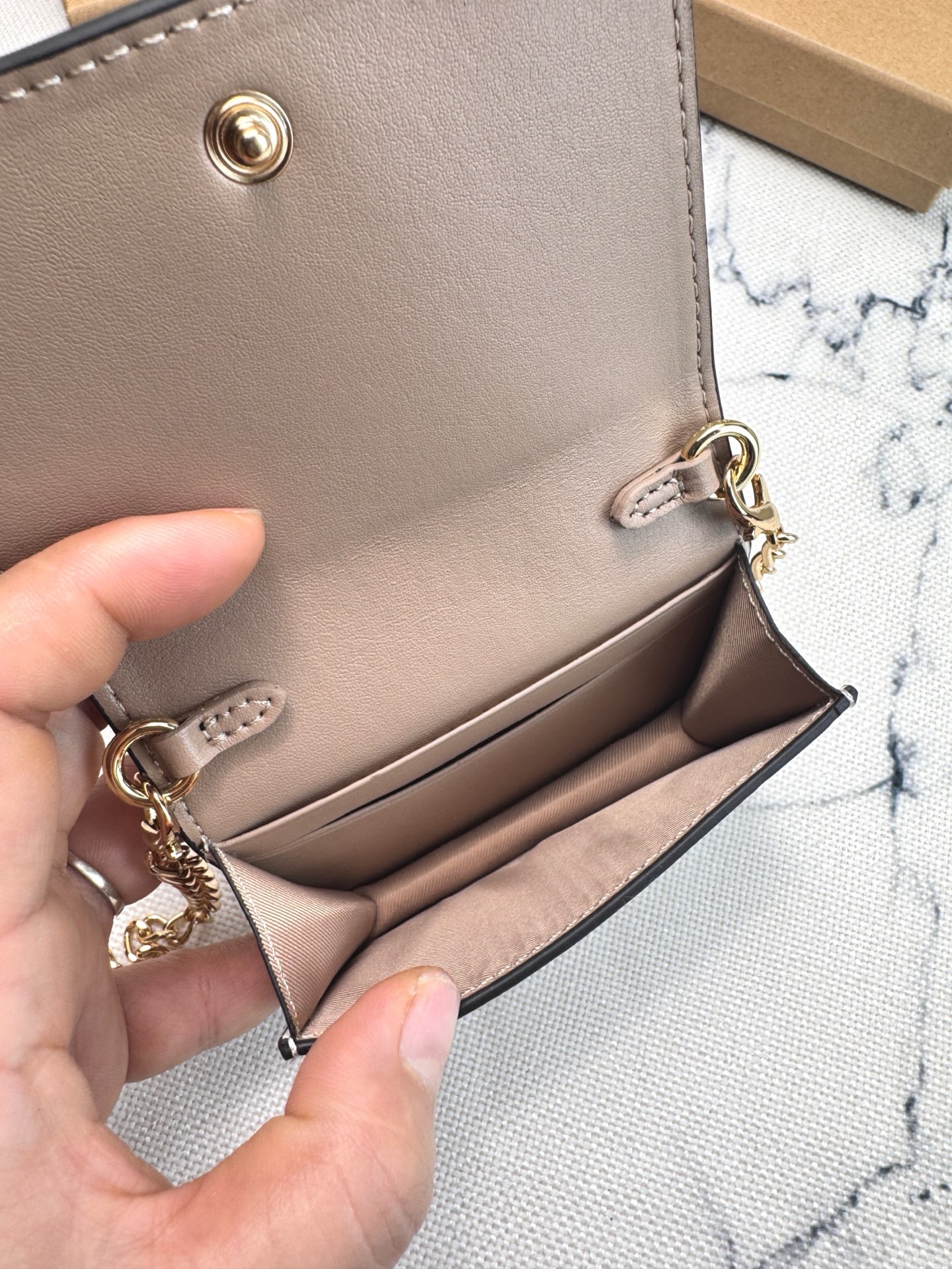Coach COACH蔻驰 CZ759七夕限定款按扣开合樱桃印花