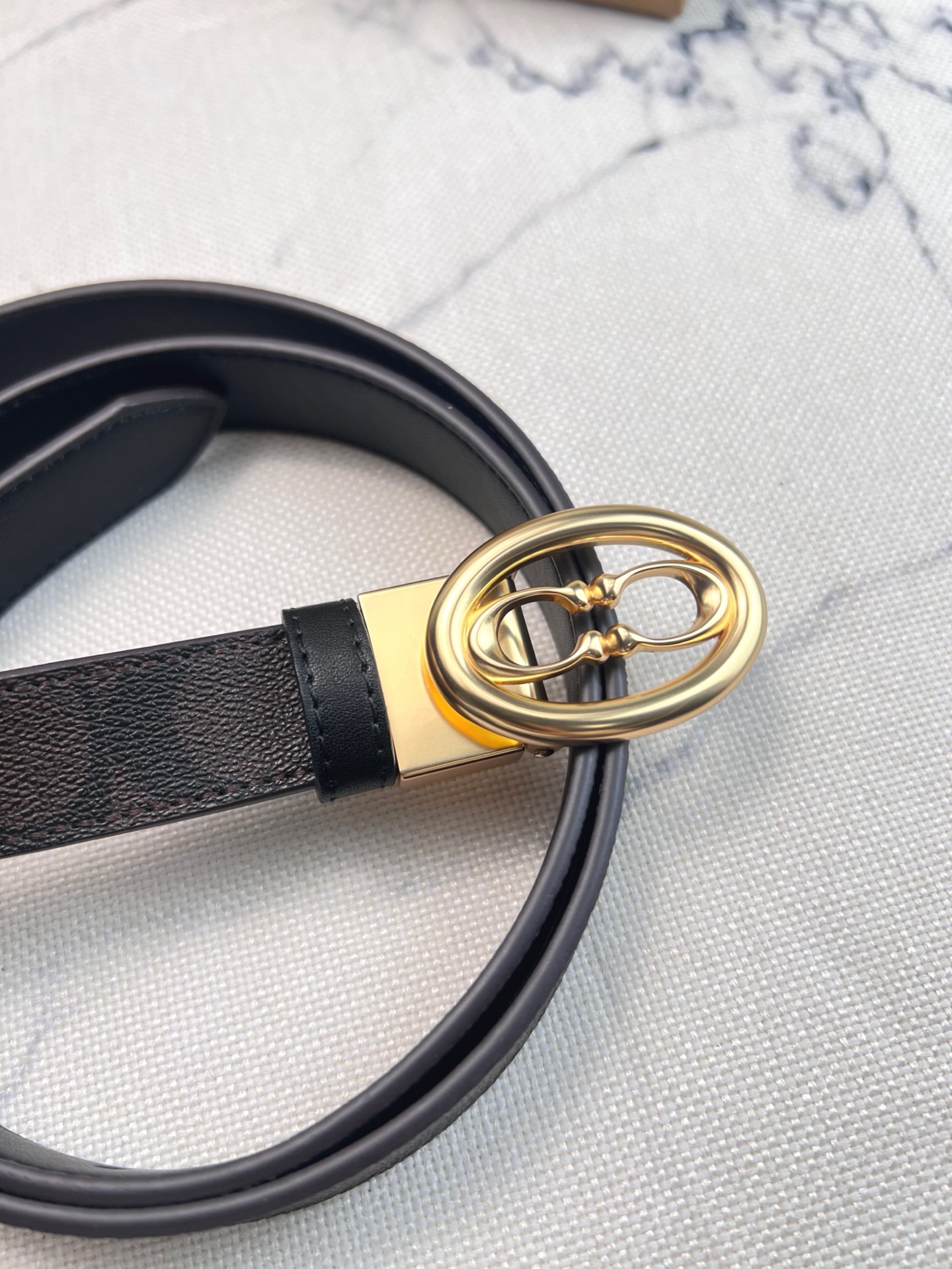 Coach ～Coach女士大 CF270腰带超百搭款