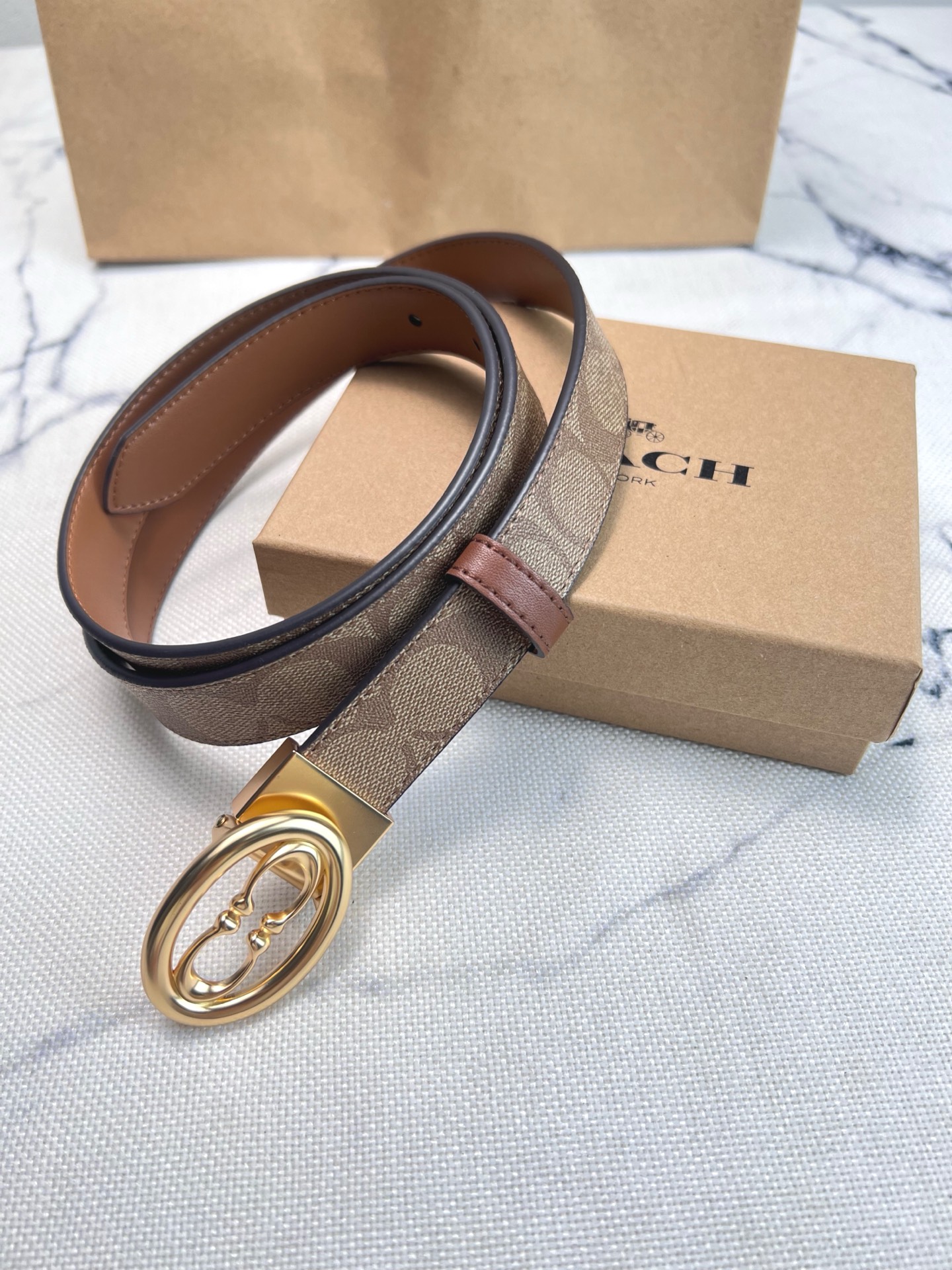 Coach ～Coach女士大 CF270腰带超百搭款