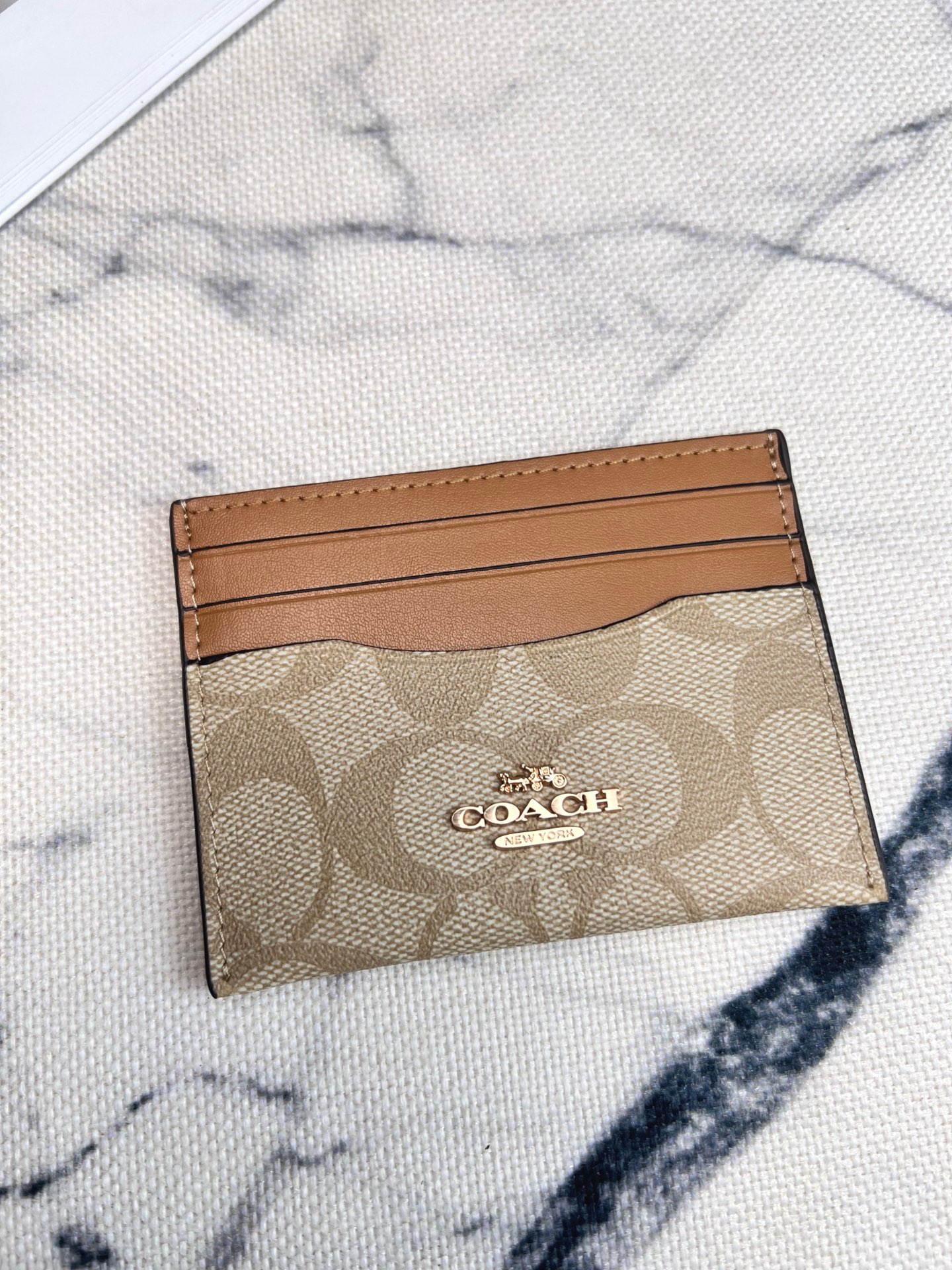 Coach ～COACH蔻驰CH415小卡包 老花浅米白配棕色双面薄款卡包卡夹证件包 随身携带超方便可爱