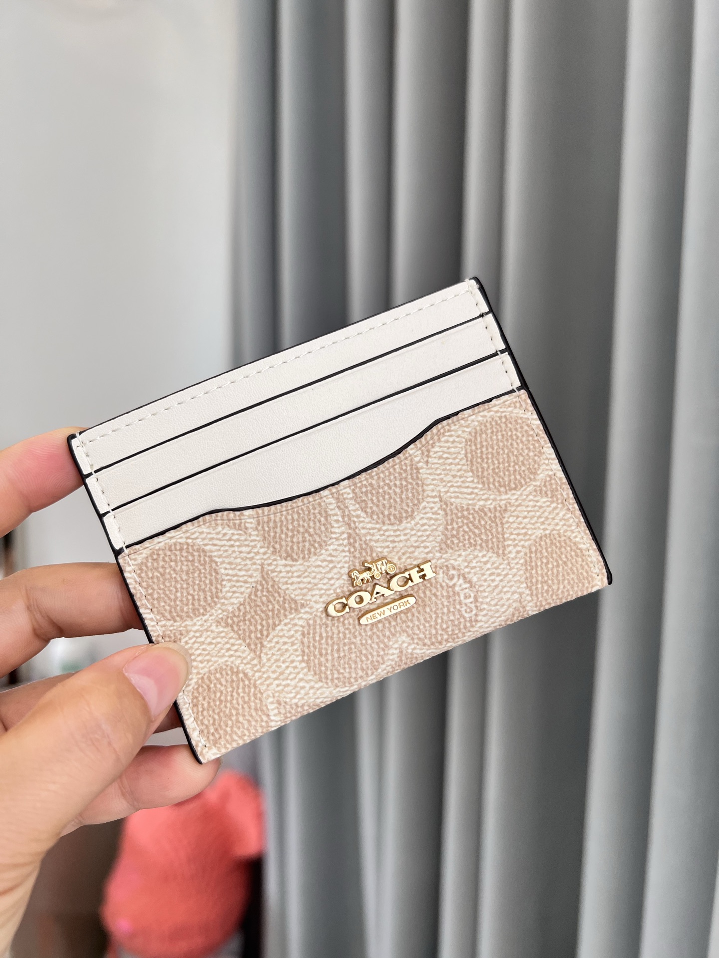 Coach ～COACH蔻驰CZ286小卡包 老花奶茶色配白双面薄款卡包卡夹证件包 随身携带超方便可爱