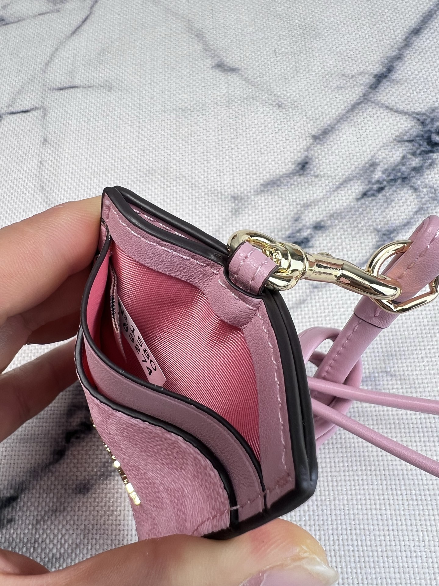Coach ～coach 新款63274樱花粉 工作牌 男女通用款 上班族 学生们的最爱 C字的logo标志