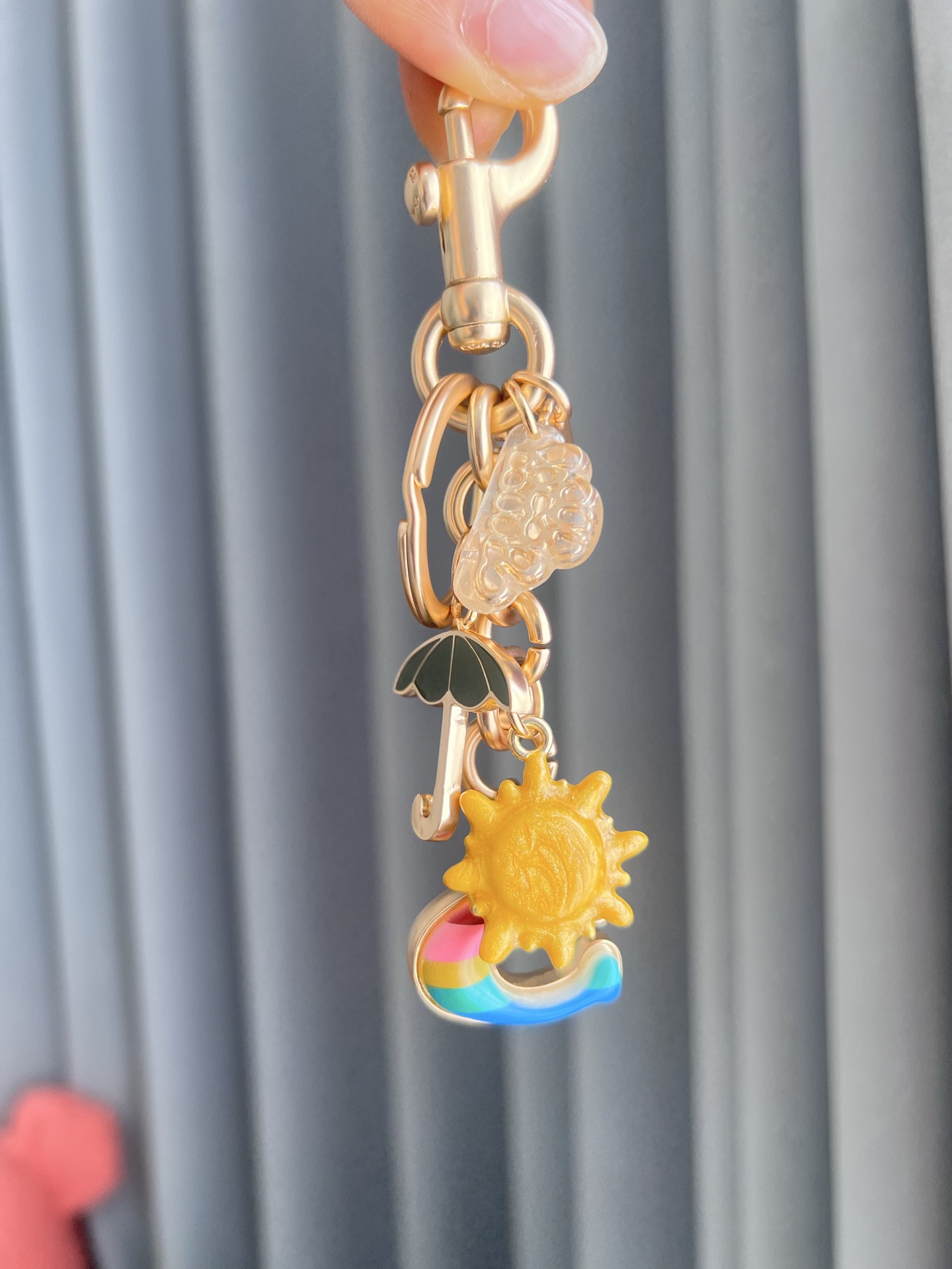 Coach ～COACH蔻驰 Bag Charm 技术立体太阳云朵彩虹包挂件 树脂 包周边 金色 又高级