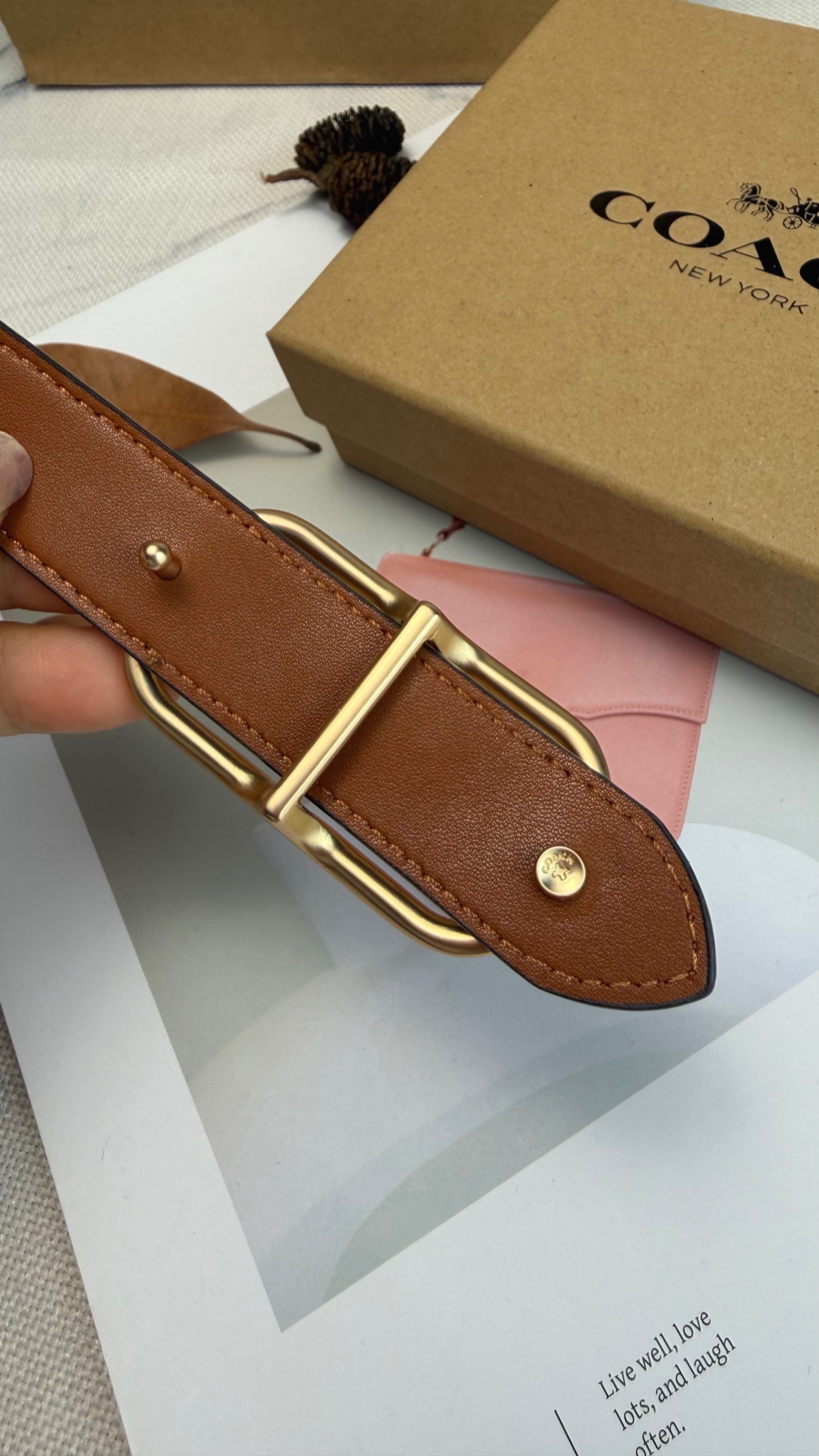 Coach ～新款Coach Morgan系列女士腰带CE969 采用优质牛皮 宽度25mm