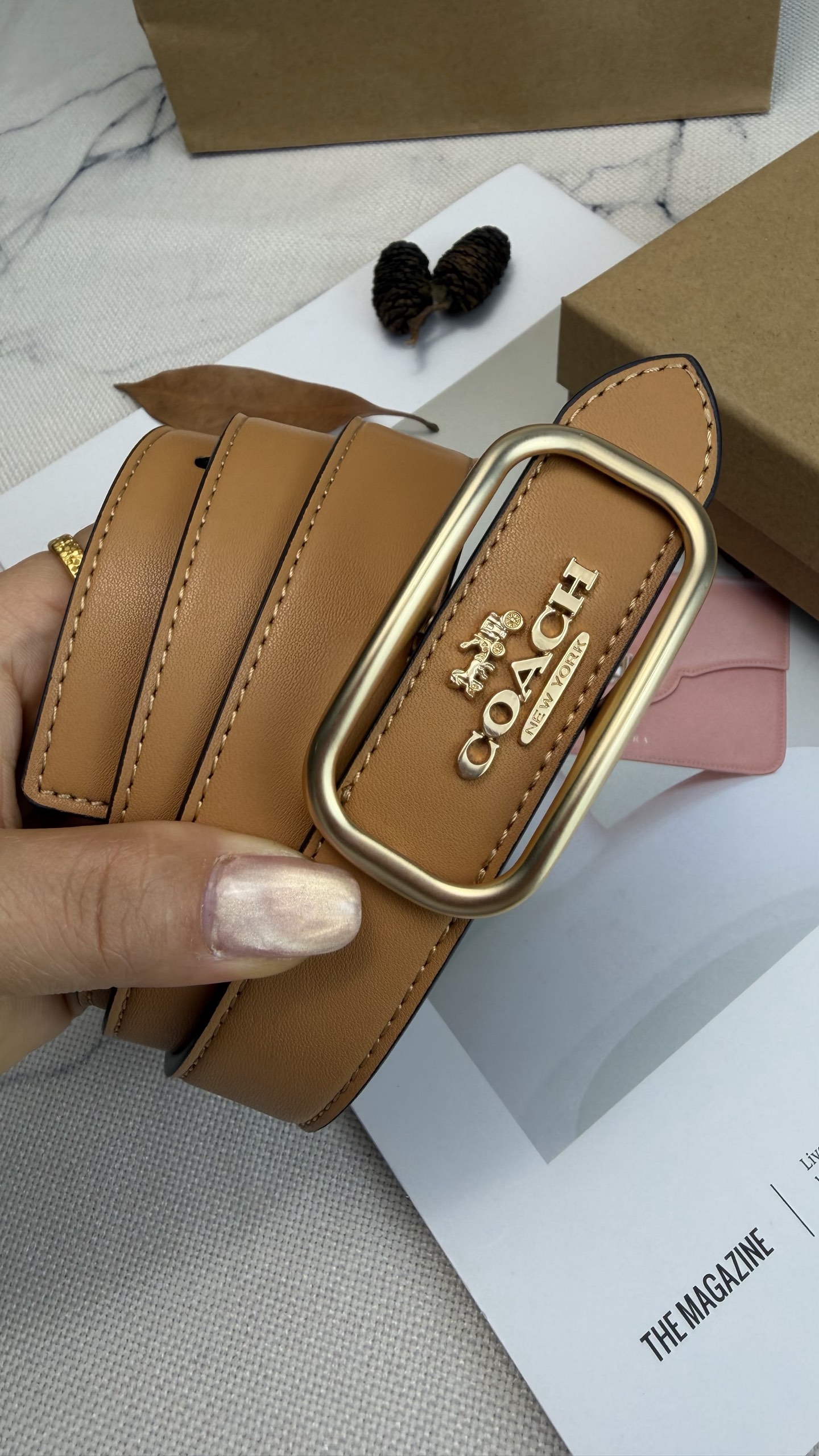 Coach ～新款Coach Morgan系列女士腰带CE969 采用优质牛皮 宽度25mm