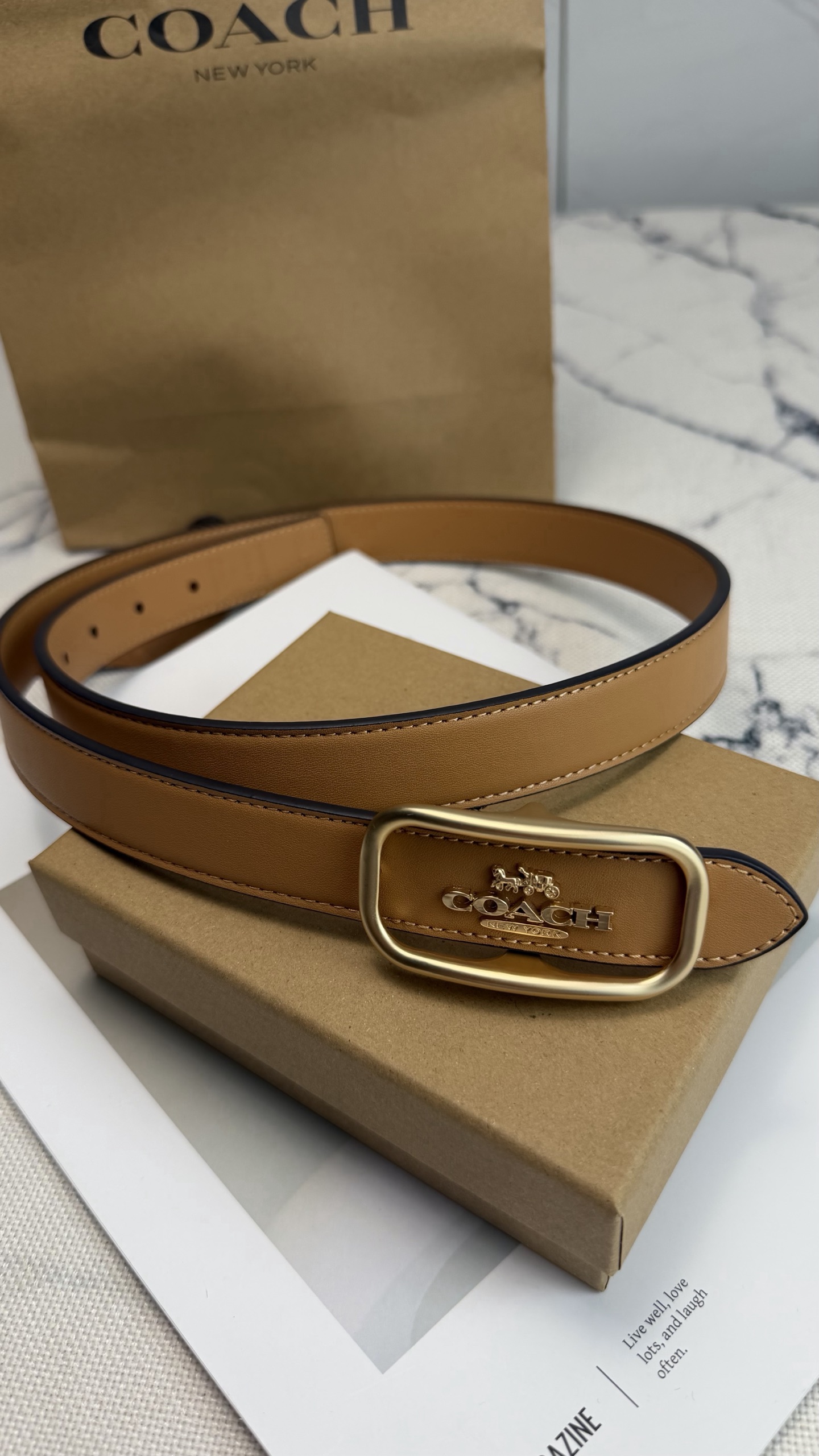 Coach ～新款Coach Morgan系列女士腰带CE969 采用优质牛皮 宽度25mm