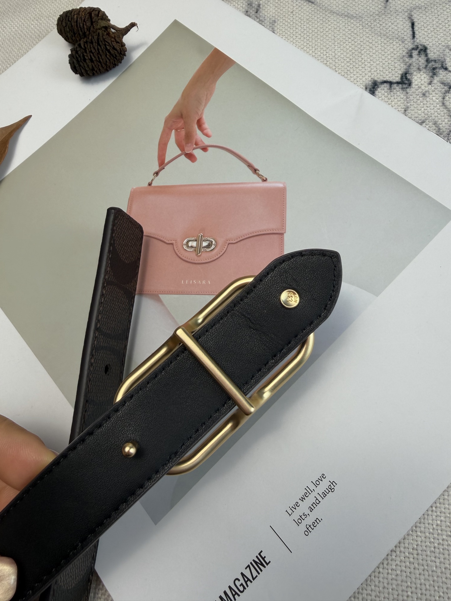 Coach ～Coach Morgan系列女士皮带 CE971 棕色老花帆布+金属方扣 简约 风满分