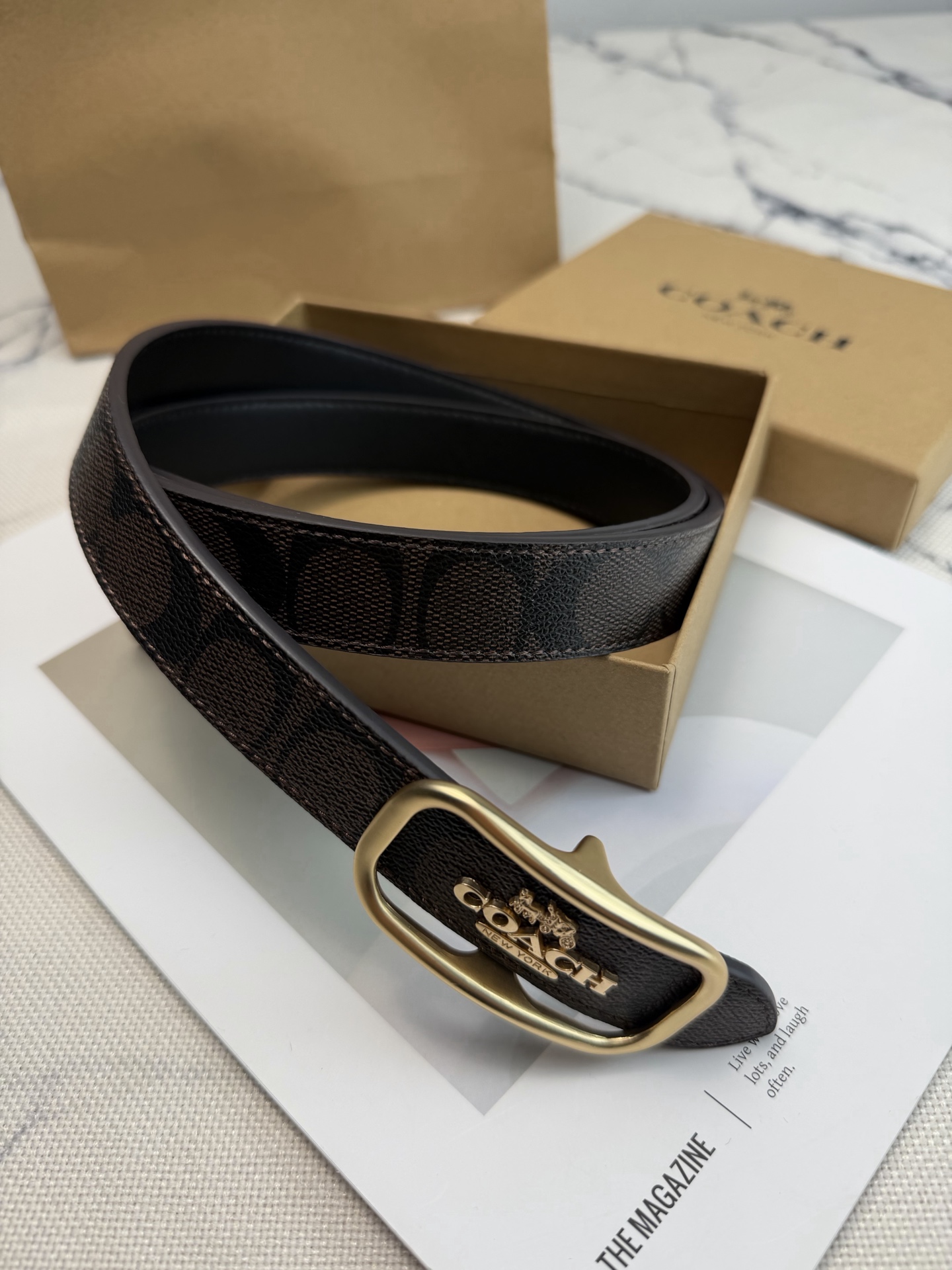 Coach ～Coach Morgan系列女士皮带 CE971 棕色老花帆布+金属方扣 简约 风满分