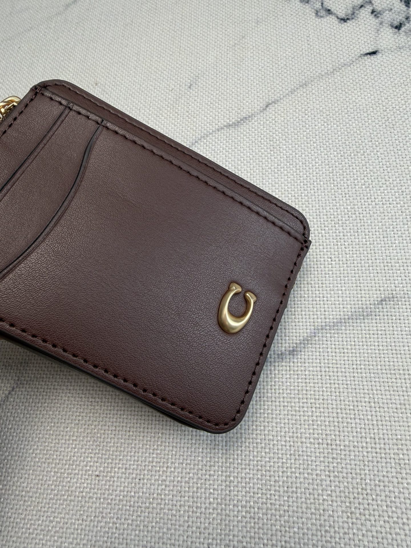 Coach Coach链条卡包CAH08深棕皮革+金属链条