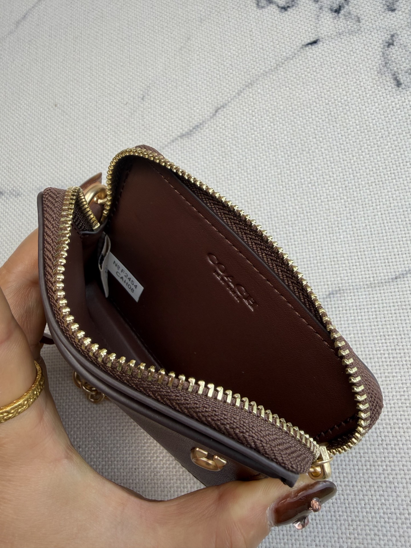 Coach Coach链条卡包CAH08深棕皮革+金属链条
